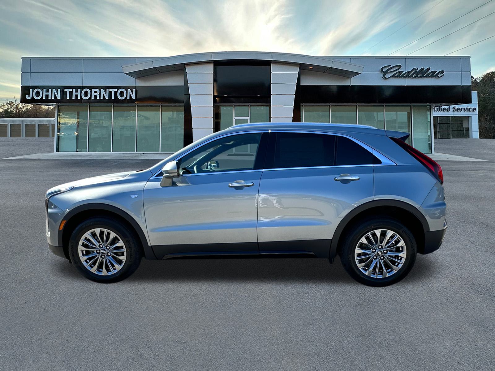 2025 Cadillac XT4 Premium Luxury 8