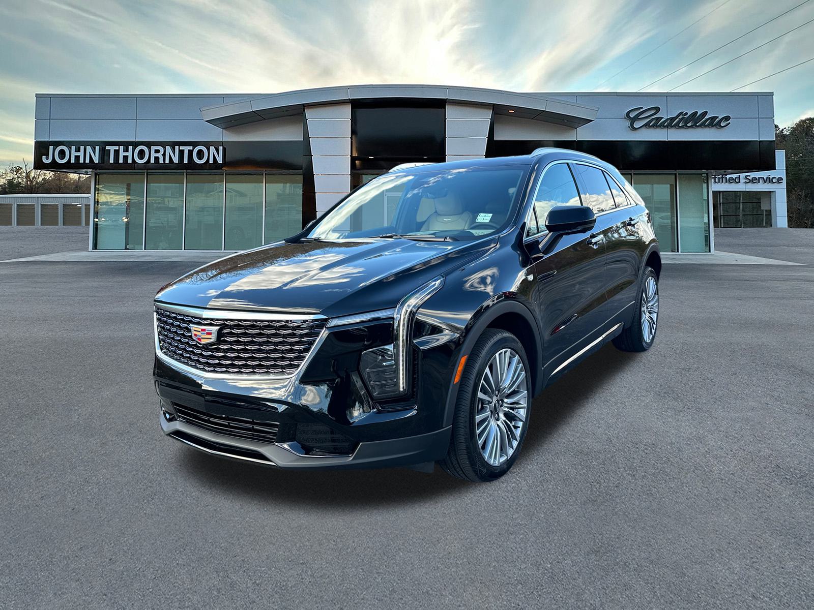 2025 Cadillac XT4 Premium Luxury 1