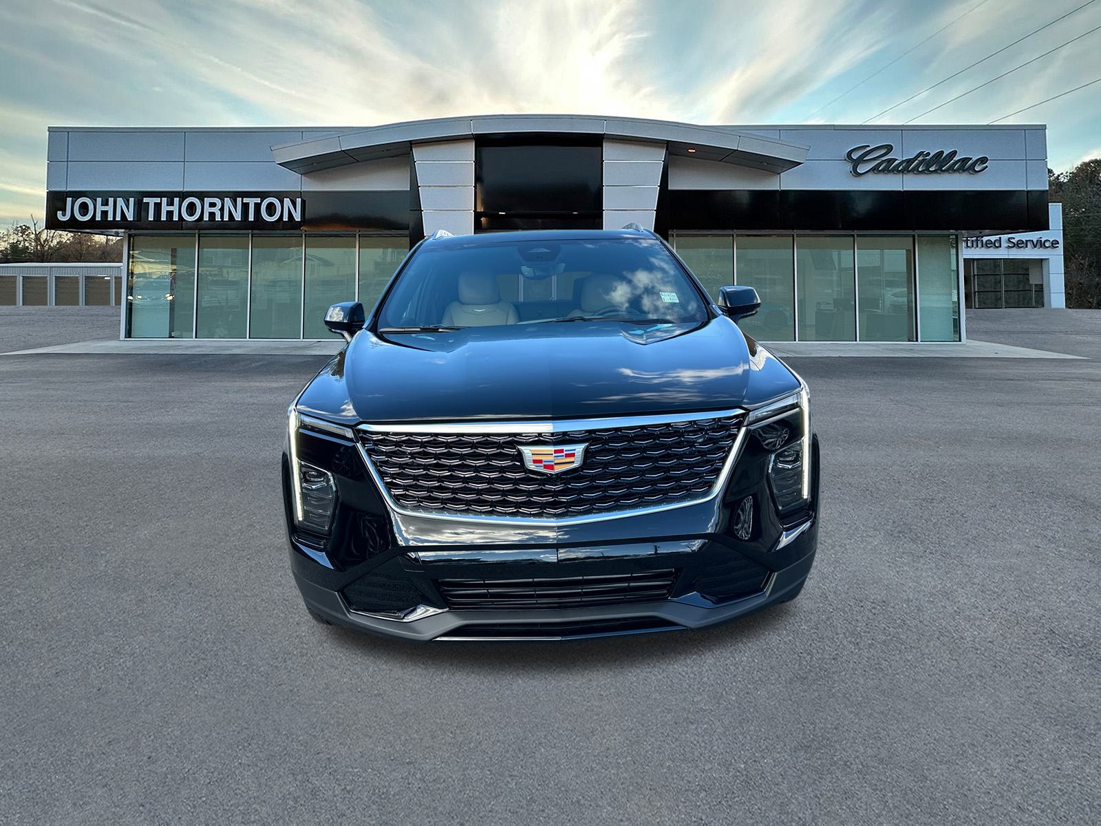 2025 Cadillac XT4 Premium Luxury 2