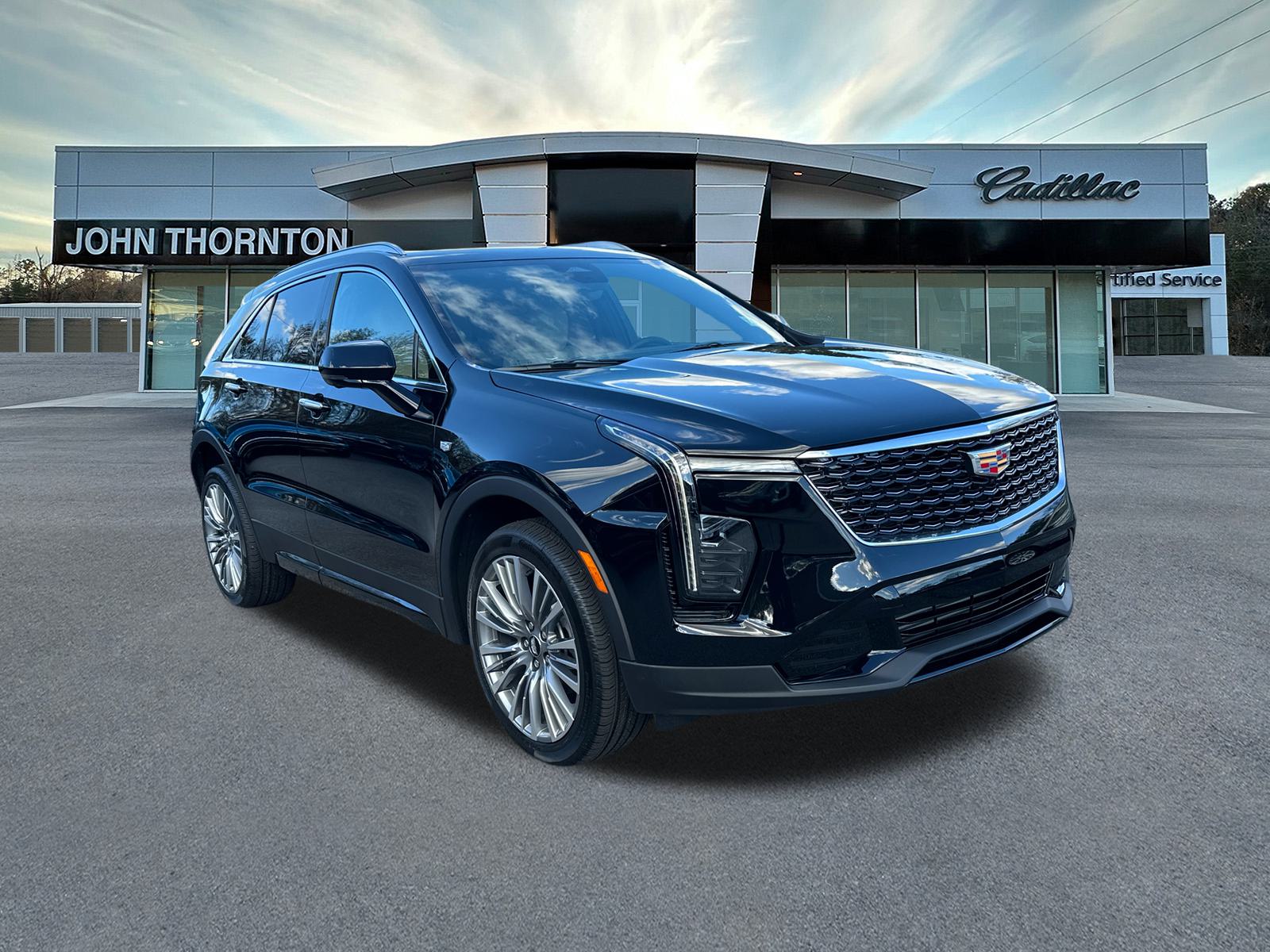 2025 Cadillac XT4 Premium Luxury 3