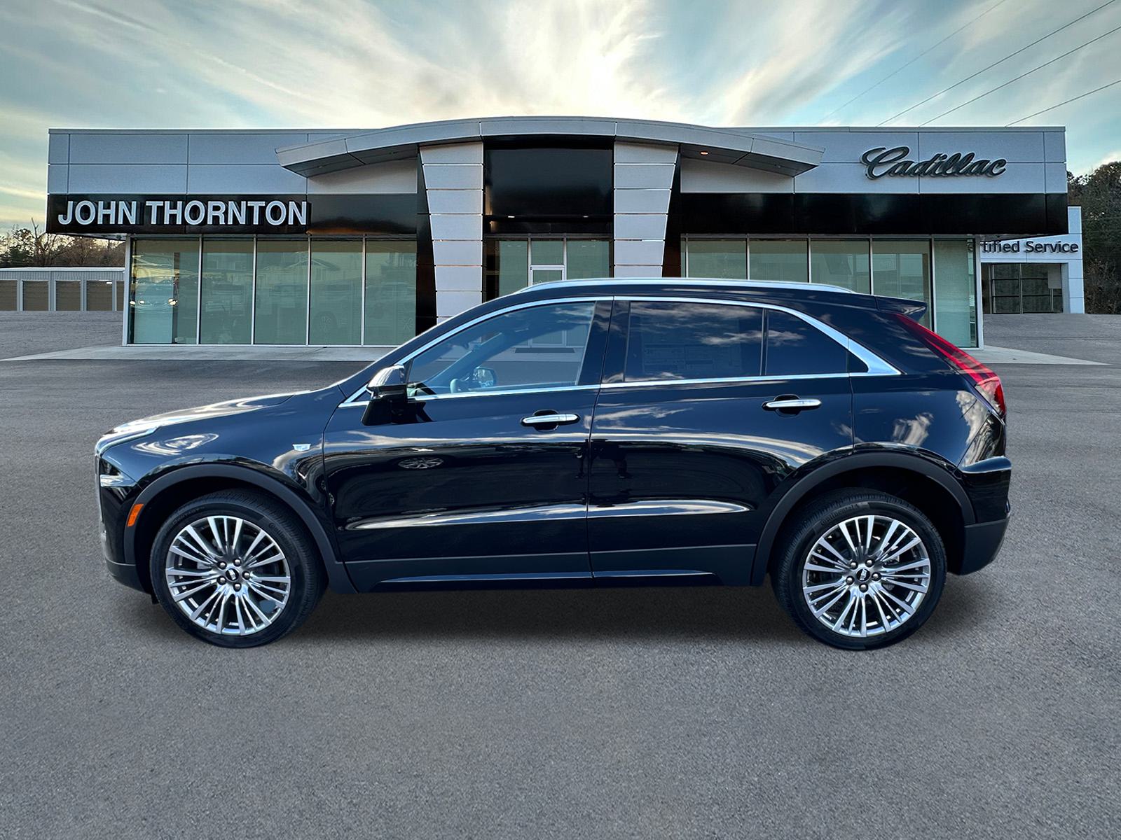 2025 Cadillac XT4 Premium Luxury 8