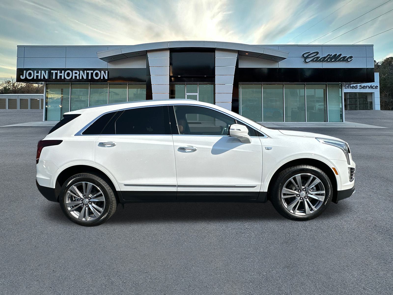 2025 Cadillac XT5 Premium Luxury 4