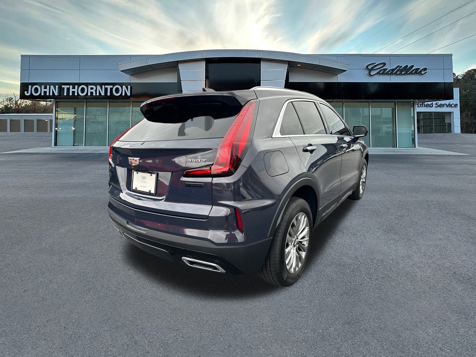 2025 Cadillac XT4 Premium Luxury 5