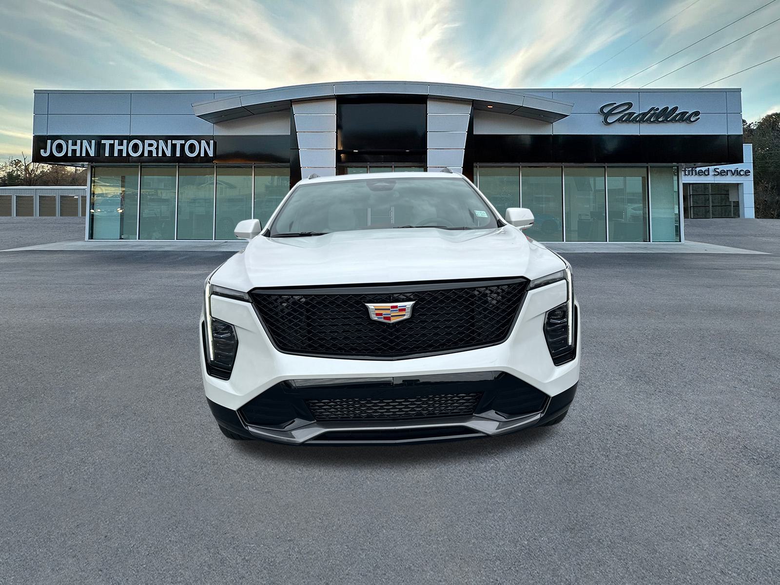 2025 Cadillac XT4 Sport 2