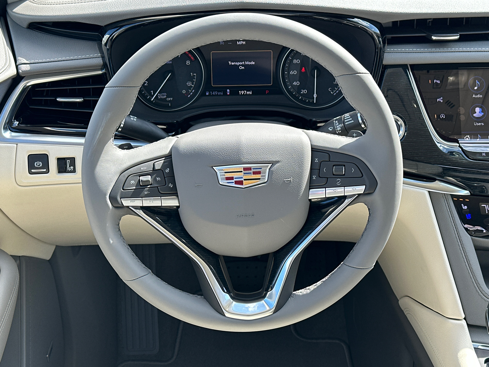 2025 Cadillac XT6 Premium Luxury 24