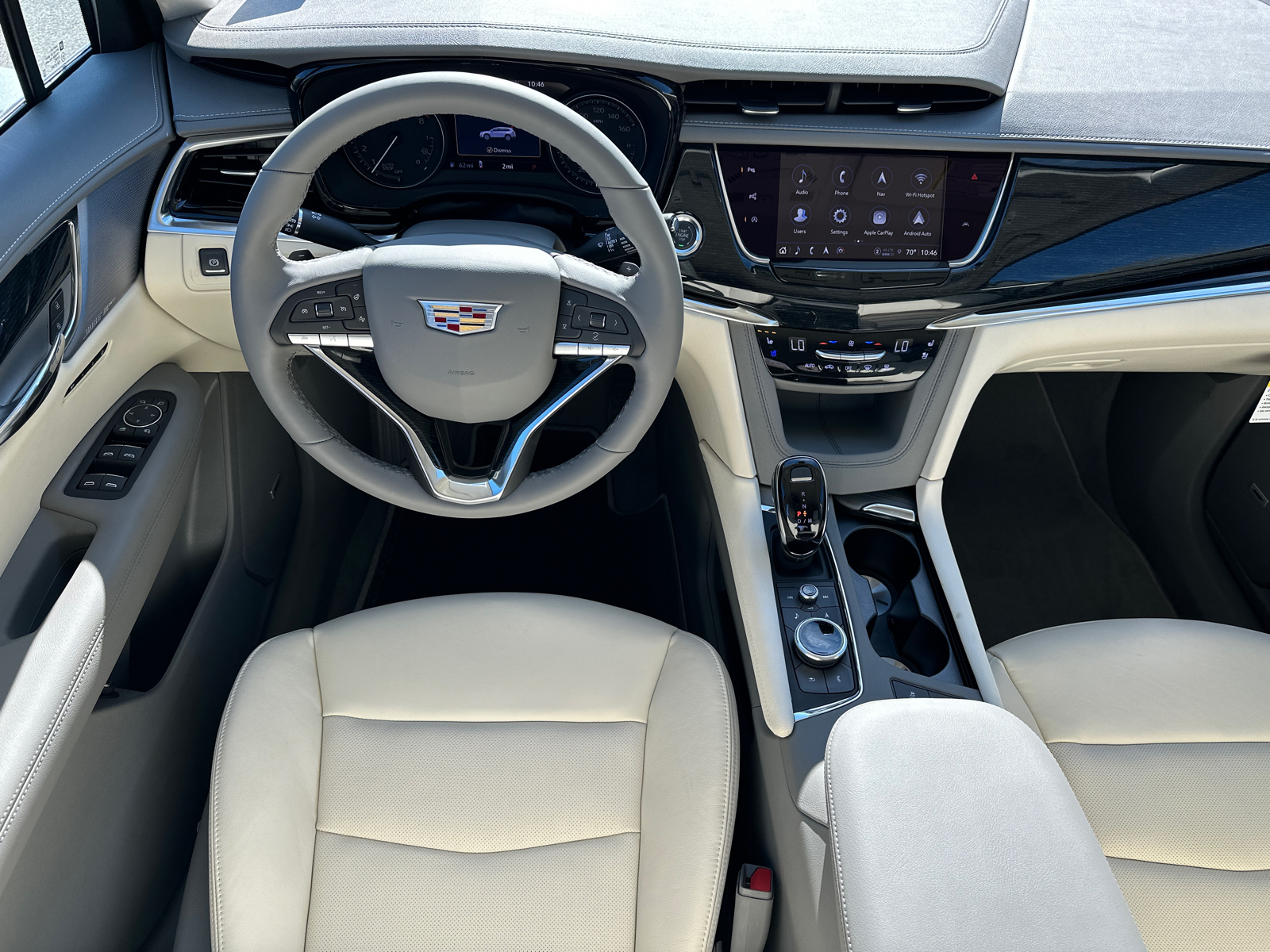 2025 Cadillac XT6 Premium Luxury 23