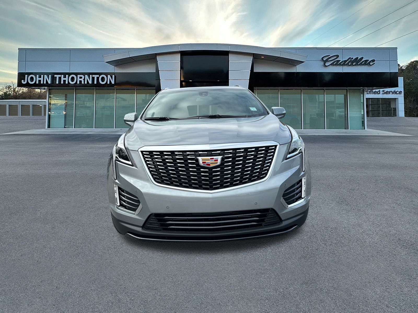 2025 Cadillac XT5 Luxury 2