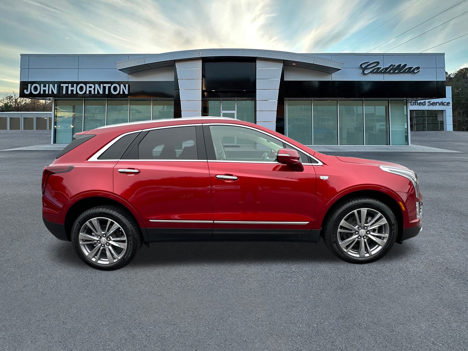 2025 Cadillac XT5 Premium Luxury 4