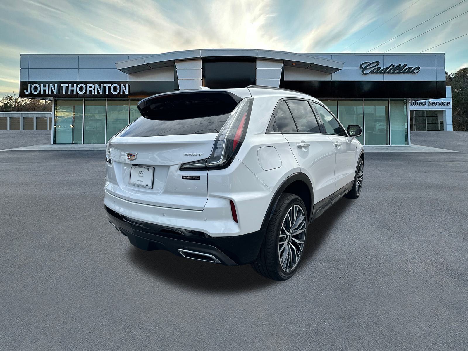 2025 Cadillac XT4 Sport 5