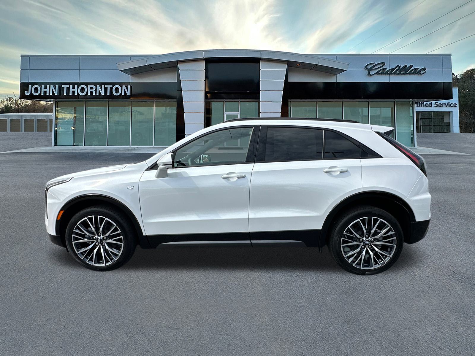 2025 Cadillac XT4 Sport 8