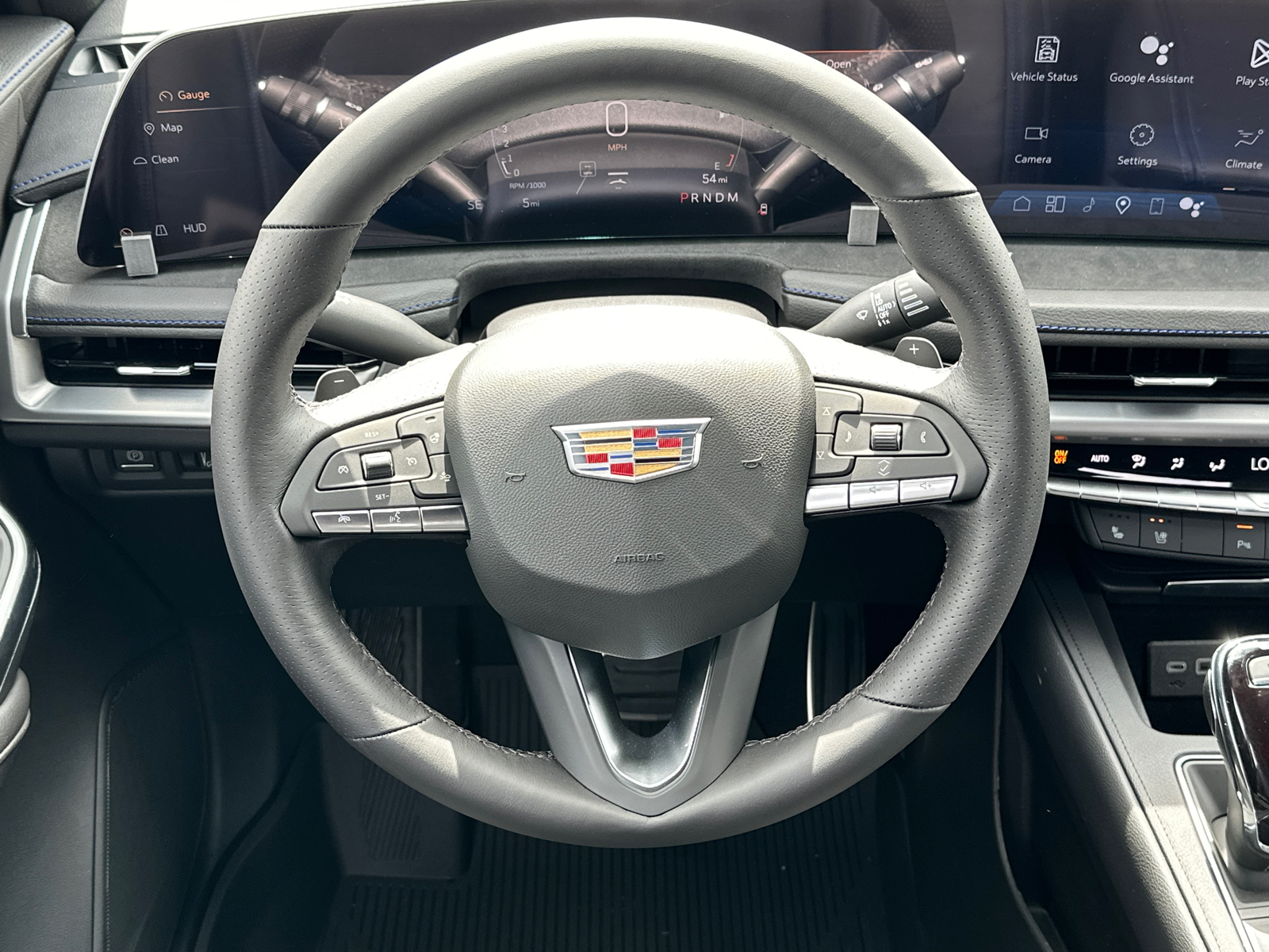 2025 Cadillac XT4 Sport 23