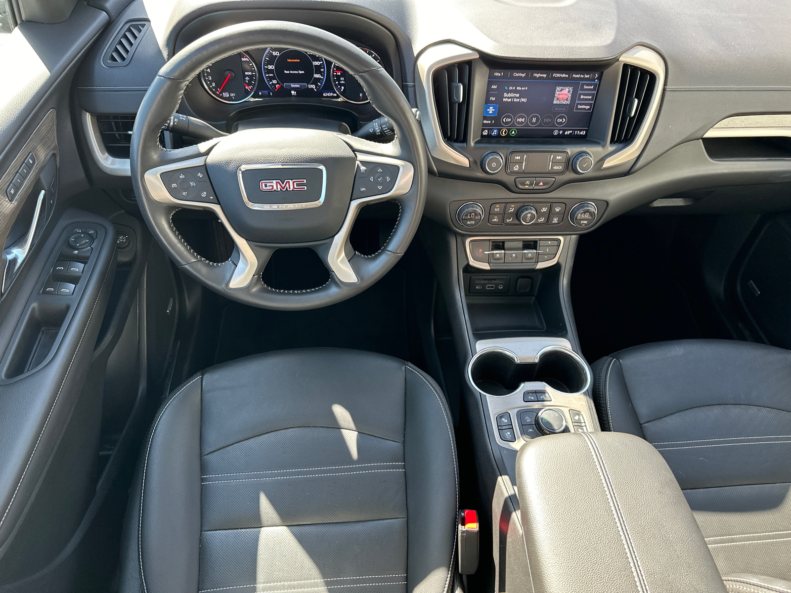 2022 GMC Terrain Denali 23