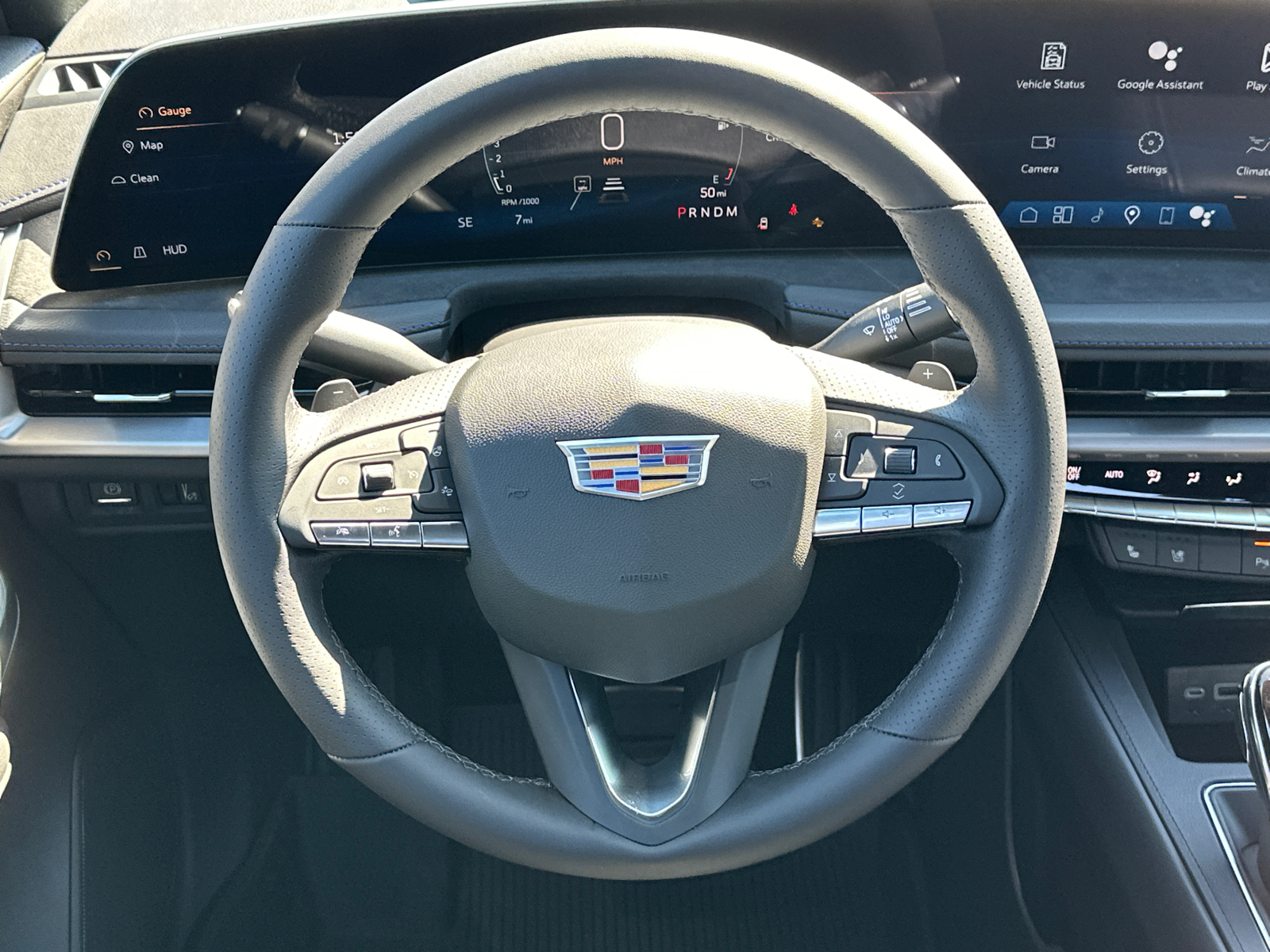 2025 Cadillac XT4 Sport 23