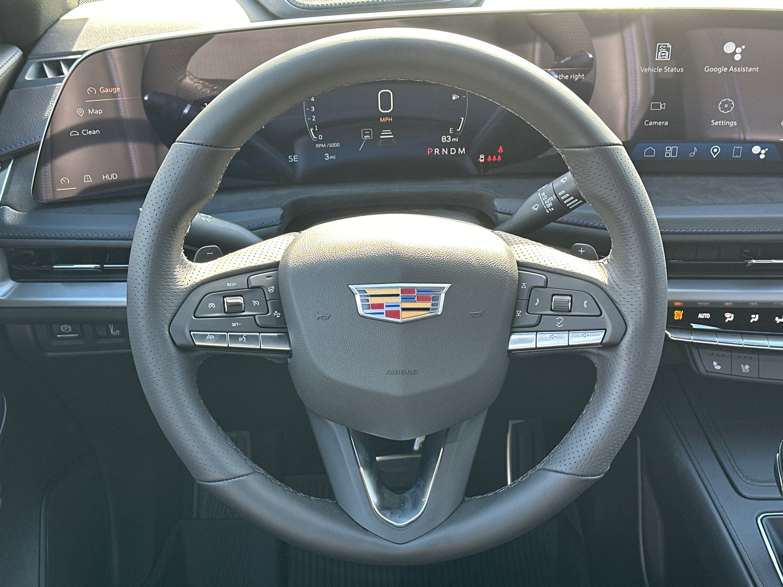 2025 Cadillac XT4 Sport 23