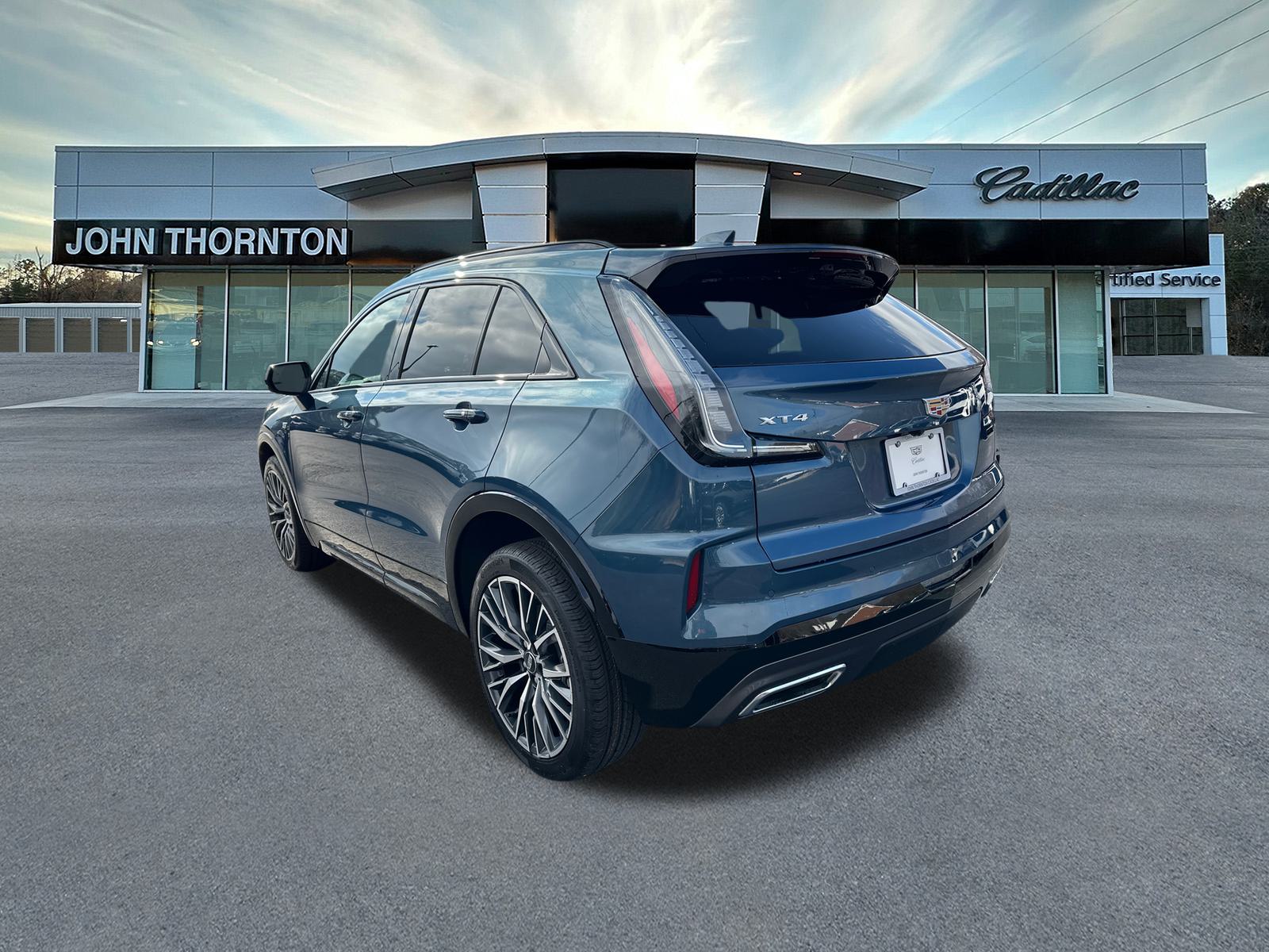 2025 Cadillac XT4 Sport 7