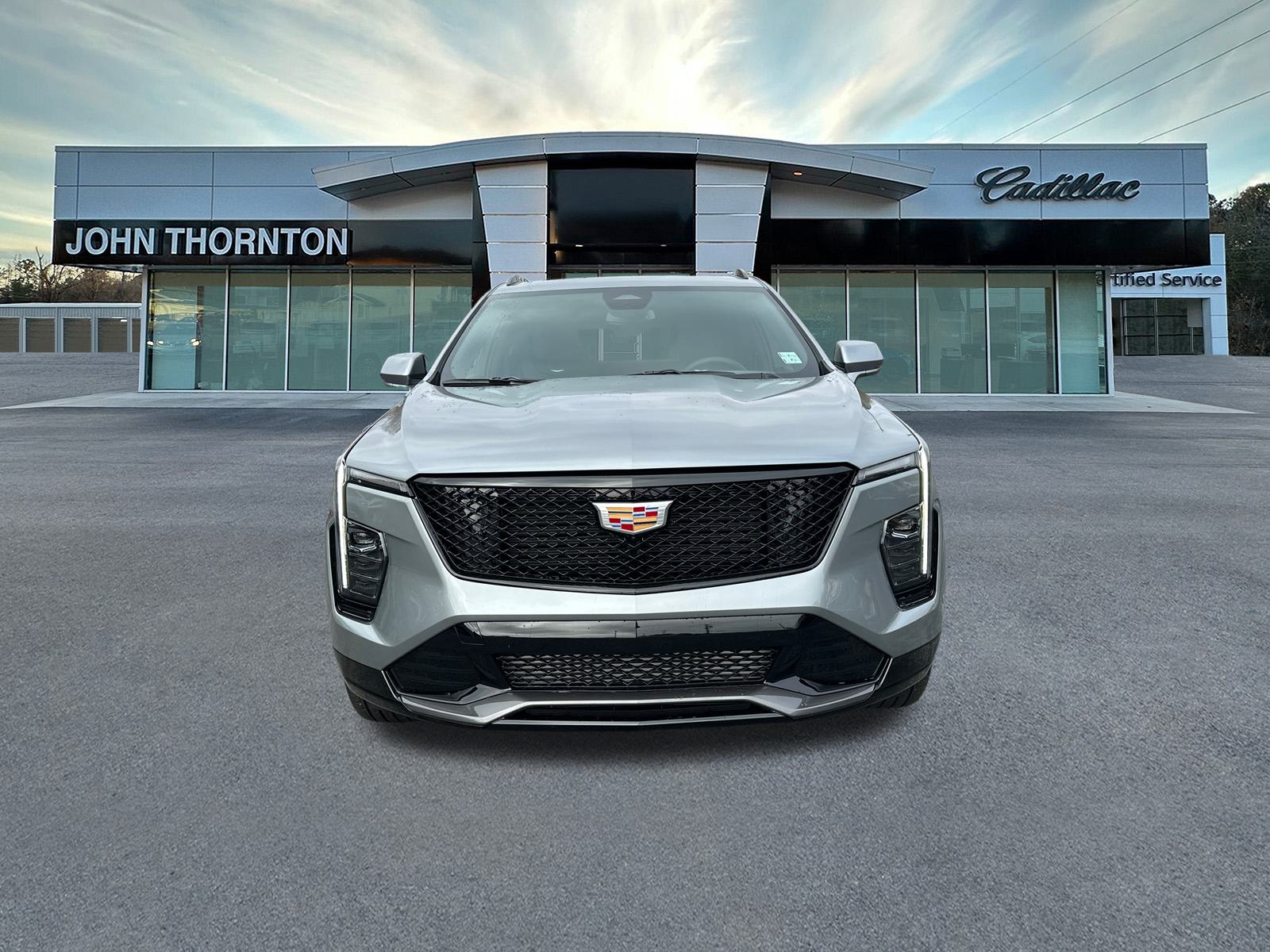 2025 Cadillac XT4 Sport 2