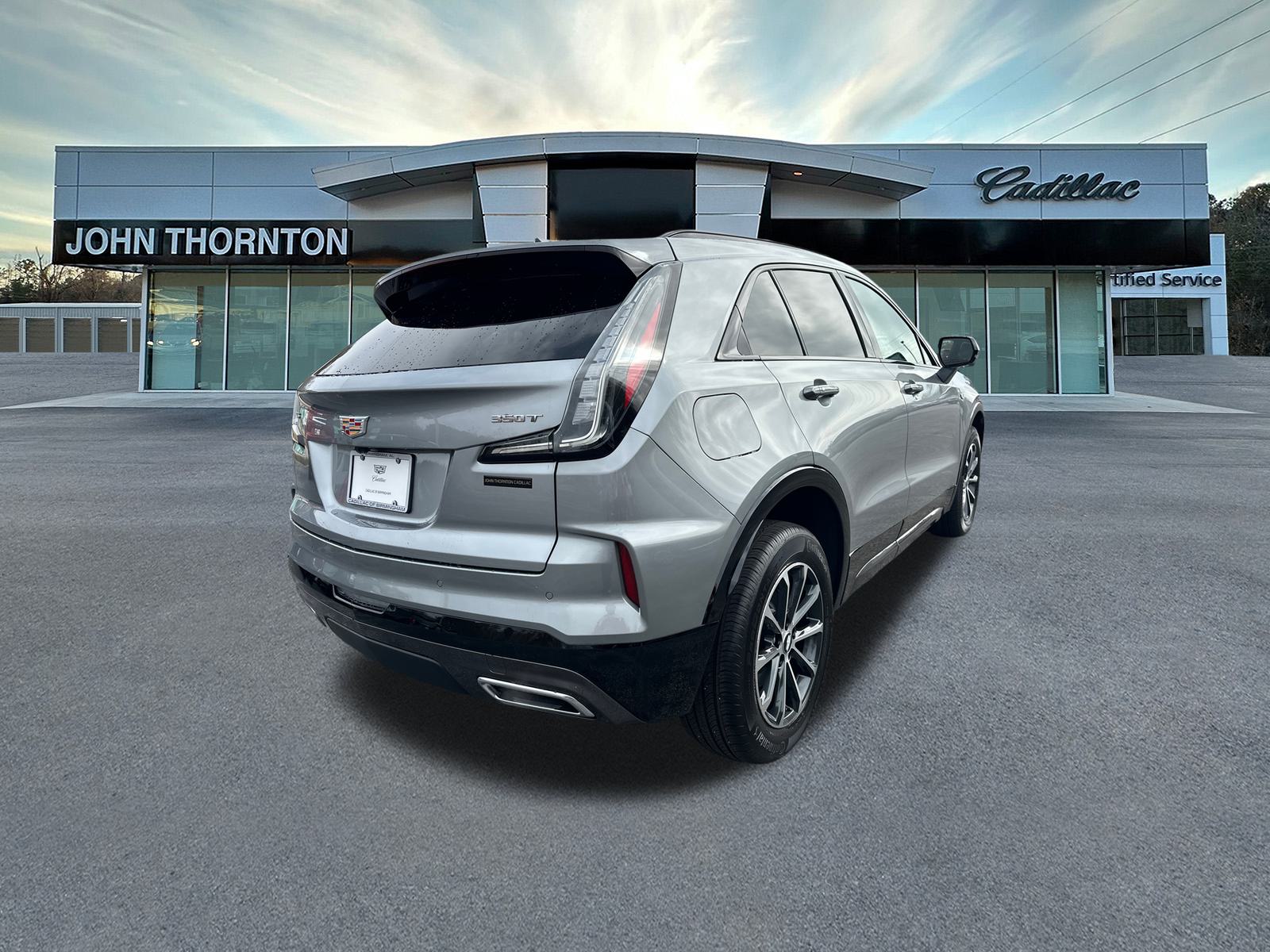 2025 Cadillac XT4 Sport 5