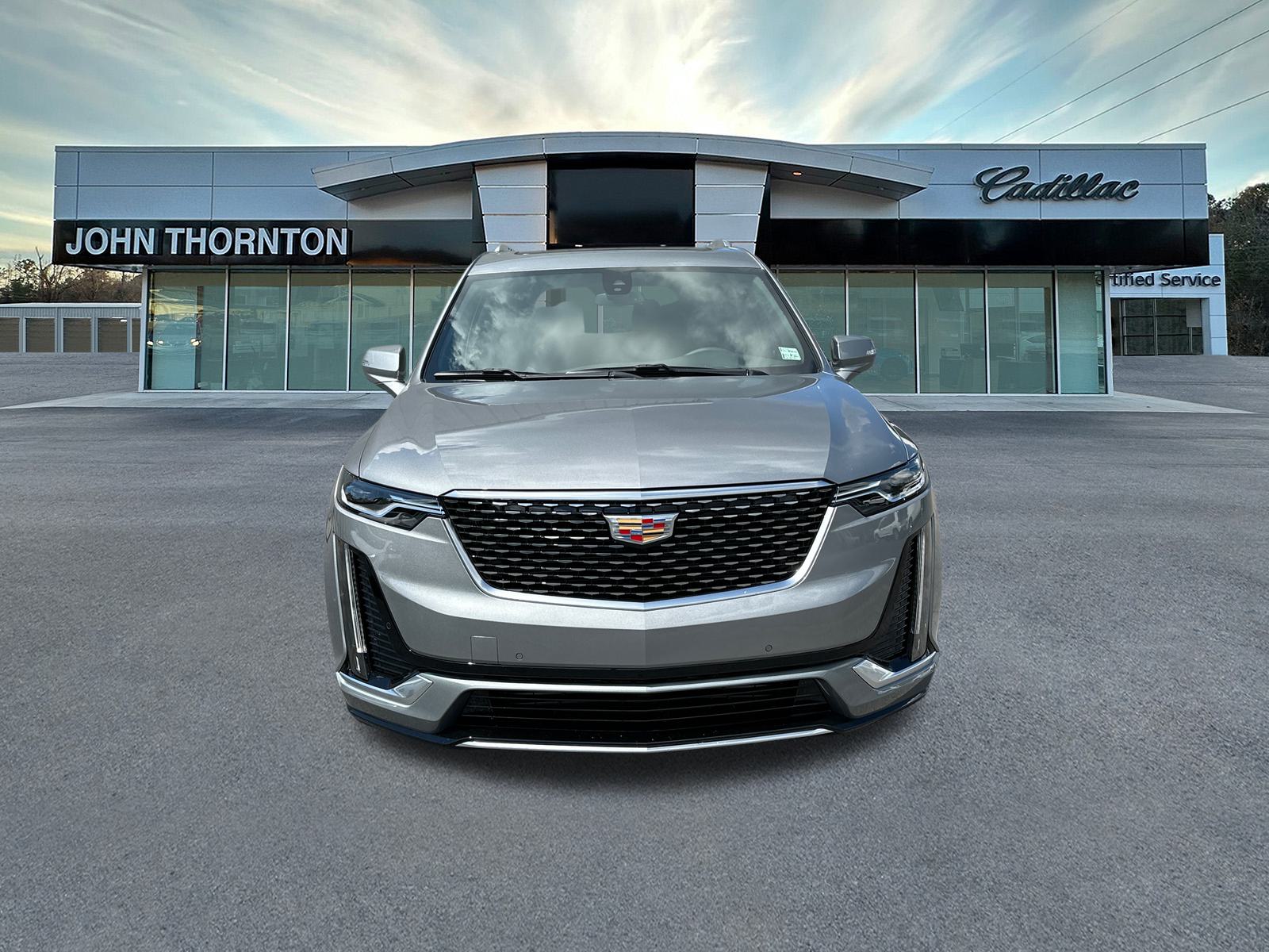 2025 Cadillac XT6 Luxury 2