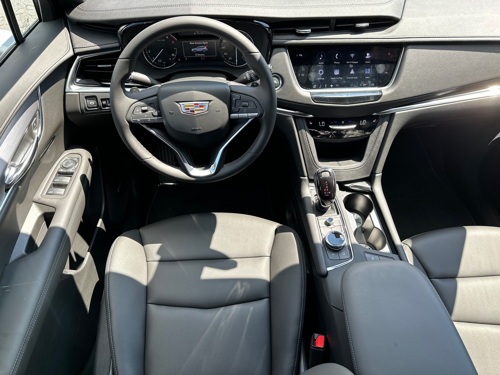 2025 Cadillac XT6 Luxury 23