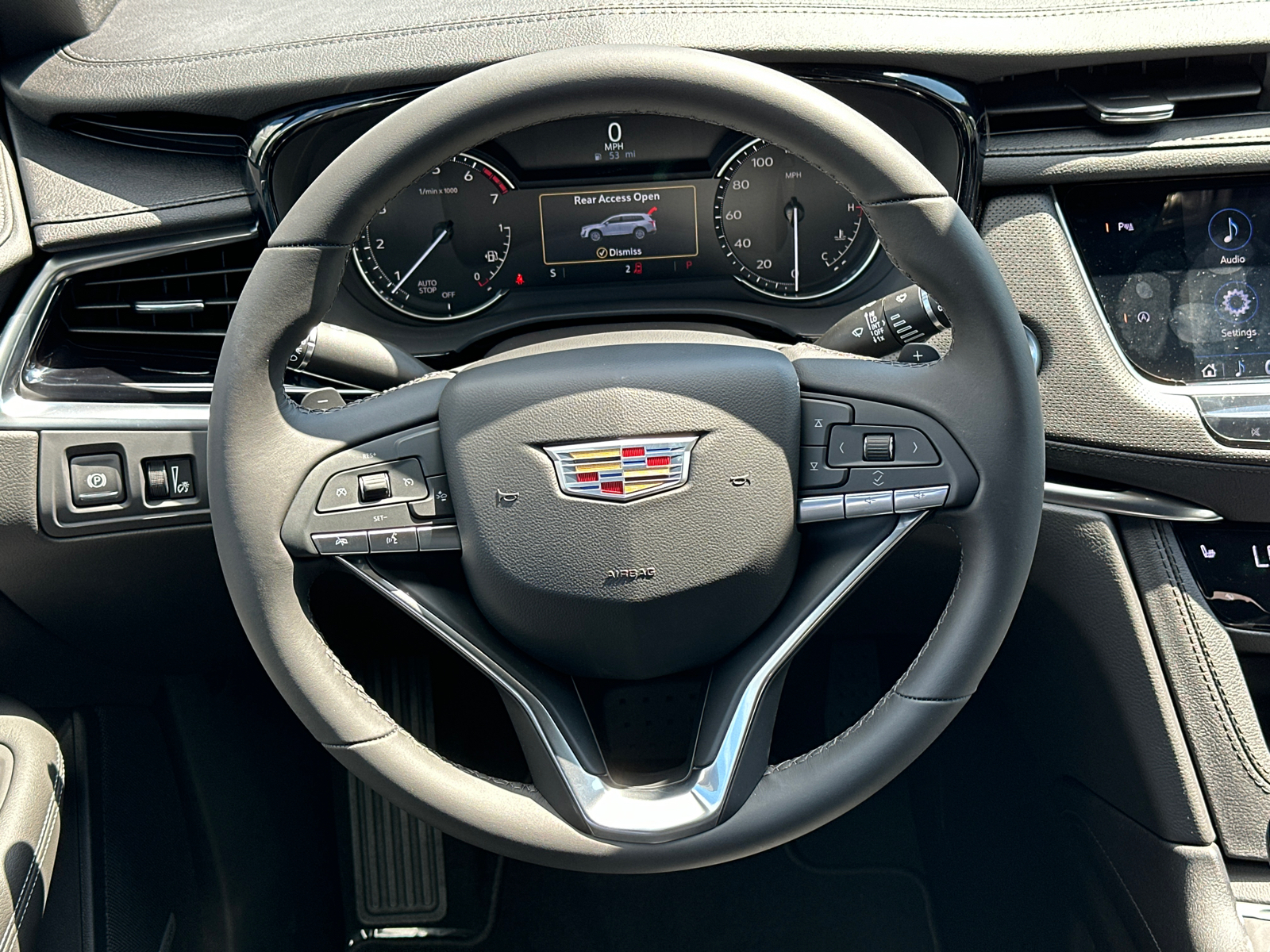 2025 Cadillac XT6 Luxury 24