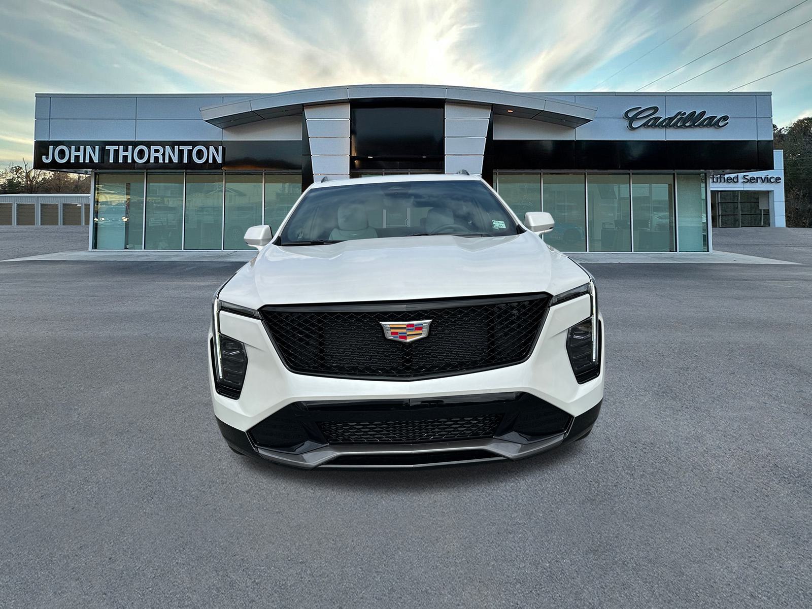 2025 Cadillac XT4 Sport 2