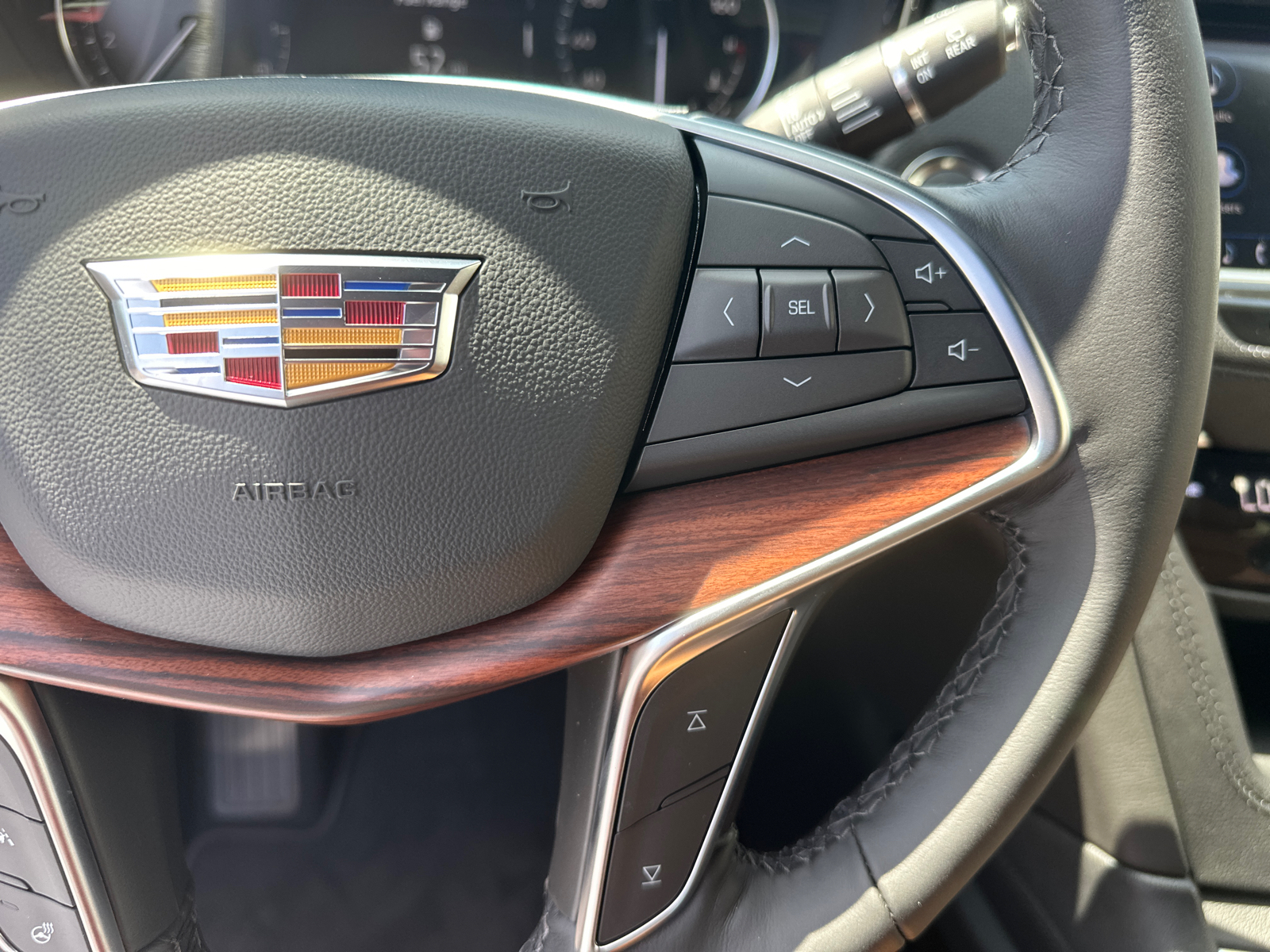 2025 Cadillac XT5 Premium Luxury 25