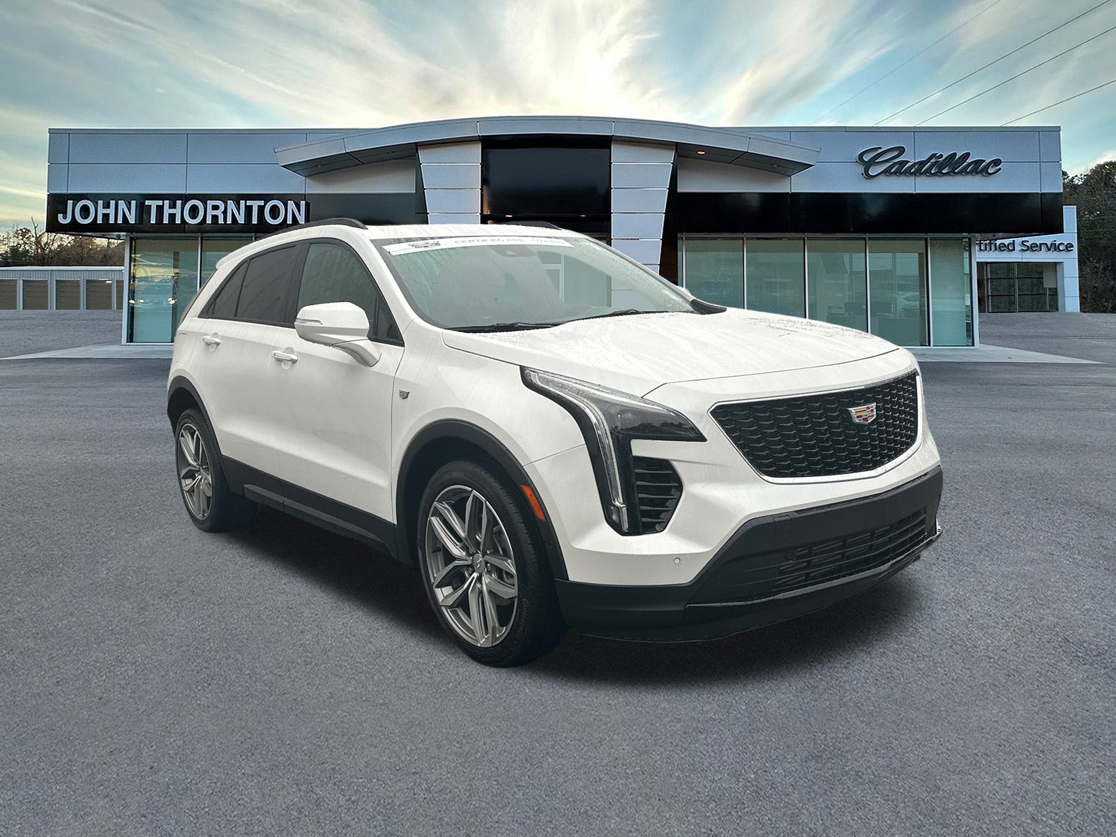 2022 Cadillac XT4 Sport 3