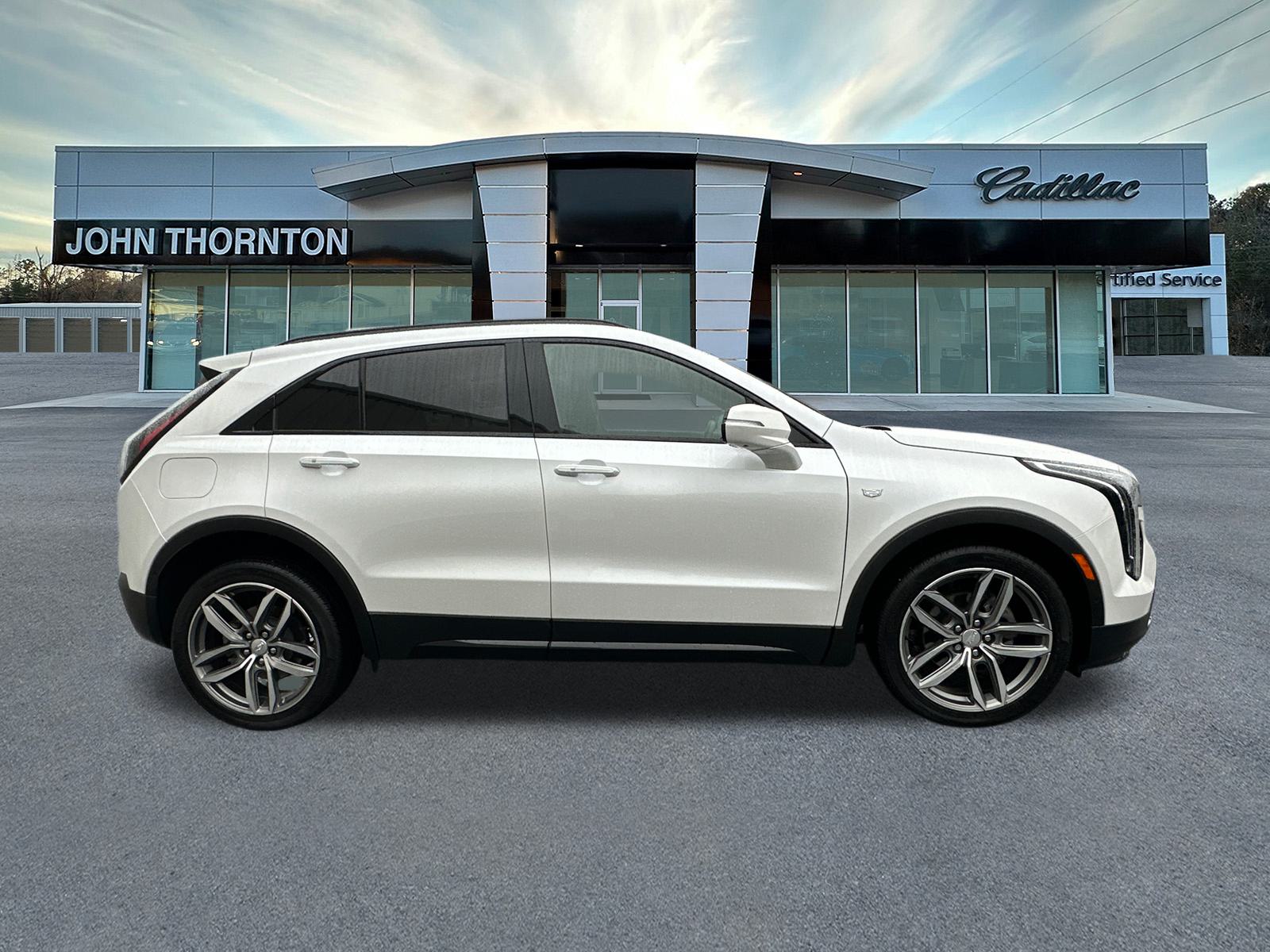 2022 Cadillac XT4 Sport 4