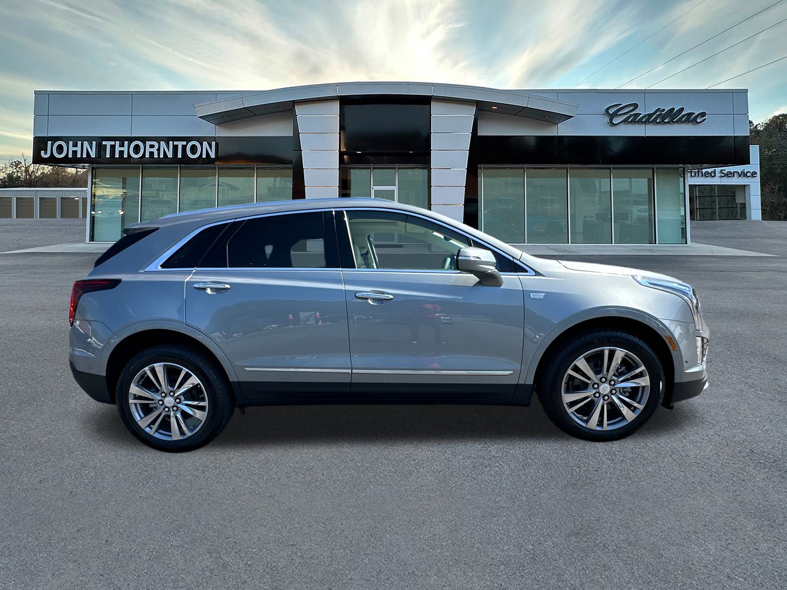 2025 Cadillac XT5 Premium Luxury 4