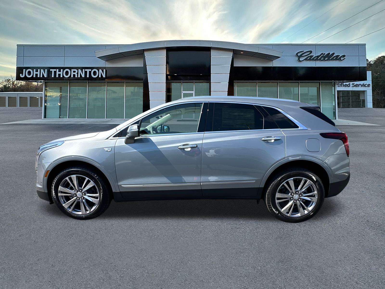 2025 Cadillac XT5 Premium Luxury 8