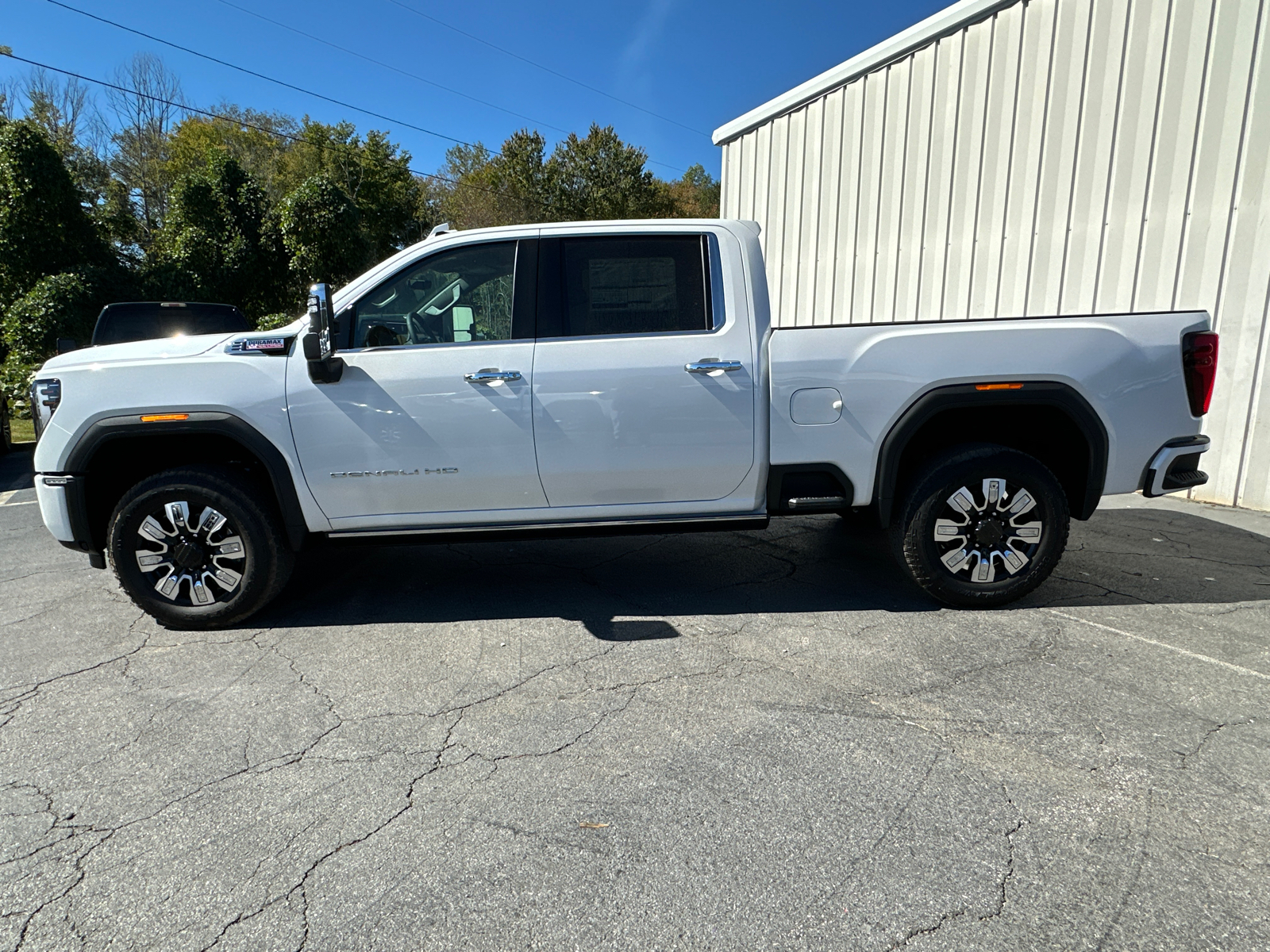 2025 GMC Sierra 2500HD Denali 9