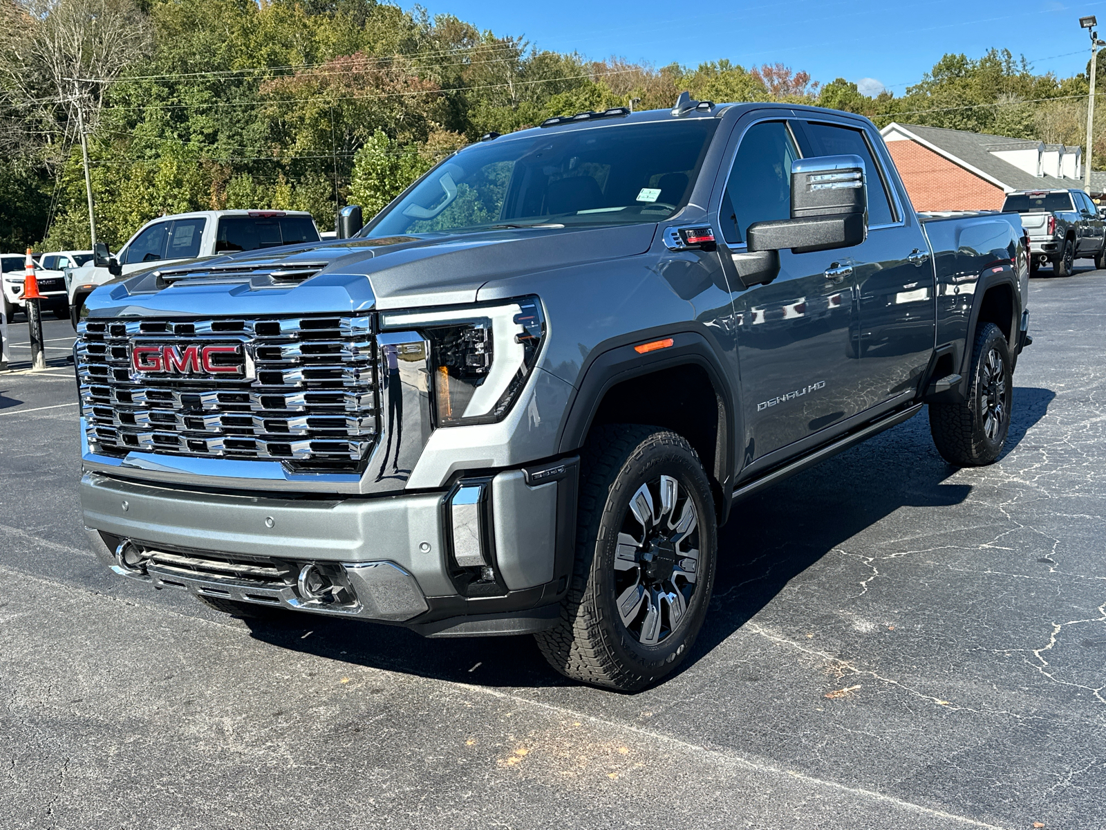 2025 GMC Sierra 2500HD Denali 2