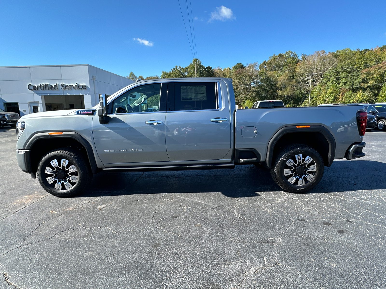 2025 GMC Sierra 2500HD Denali 9