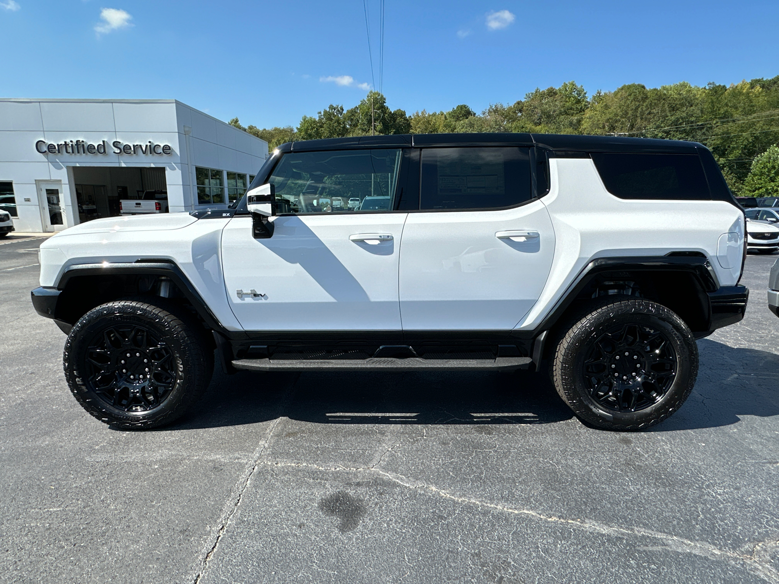 2025 GMC Hummer EV SUV 2X 9