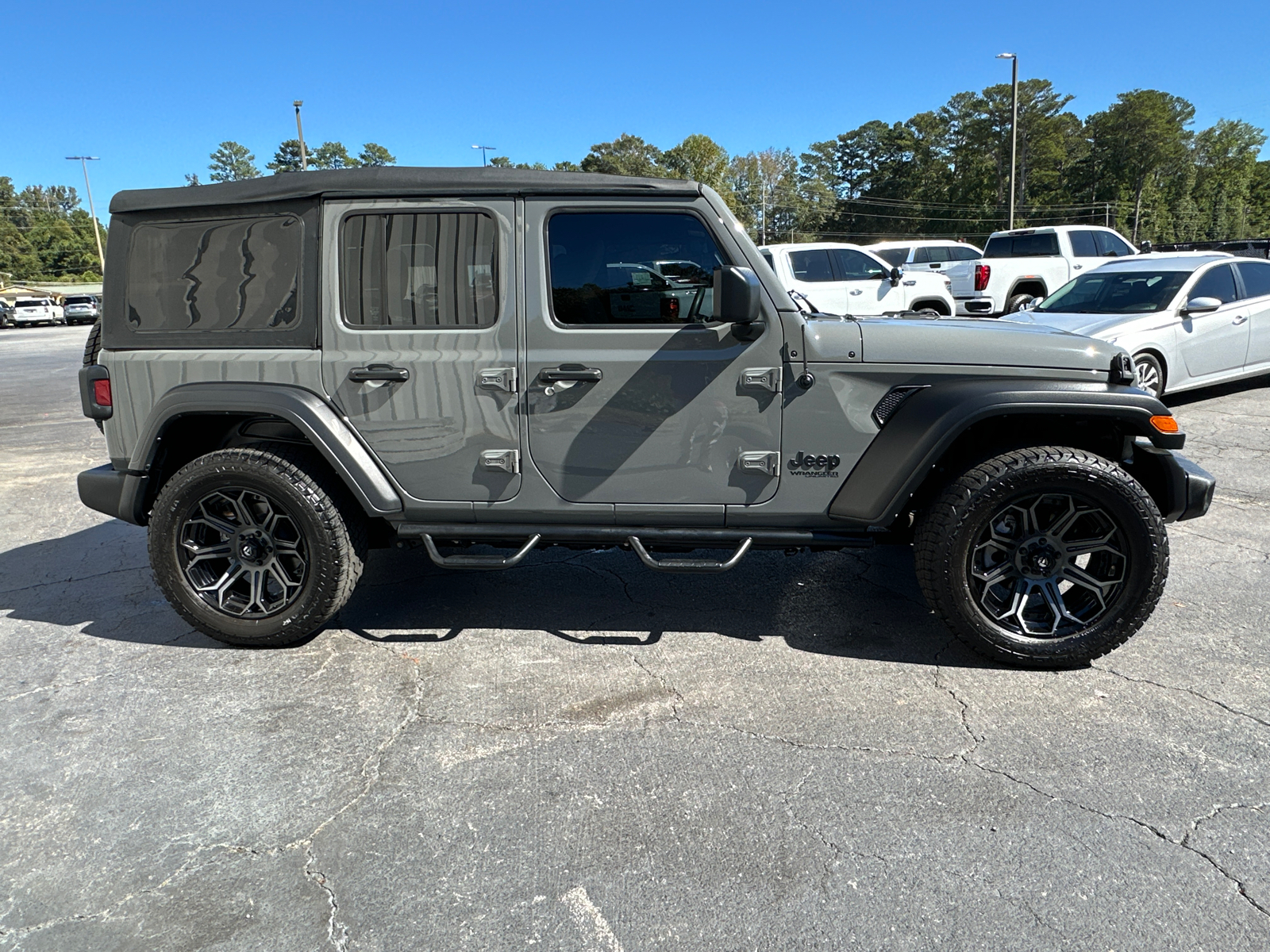 2022 Jeep Wrangler Unlimited Sport 5