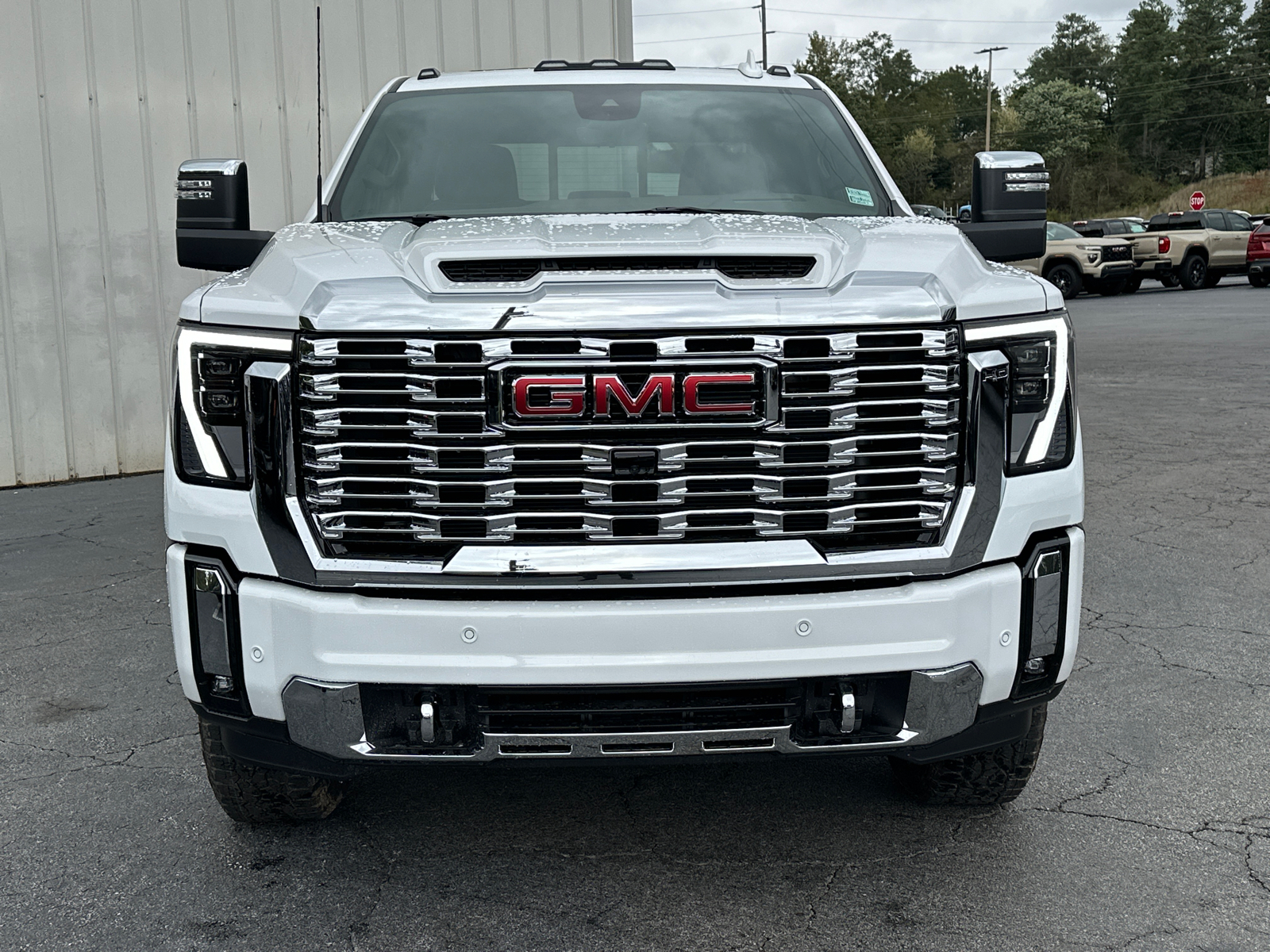 2025 GMC Sierra 2500HD Denali 4