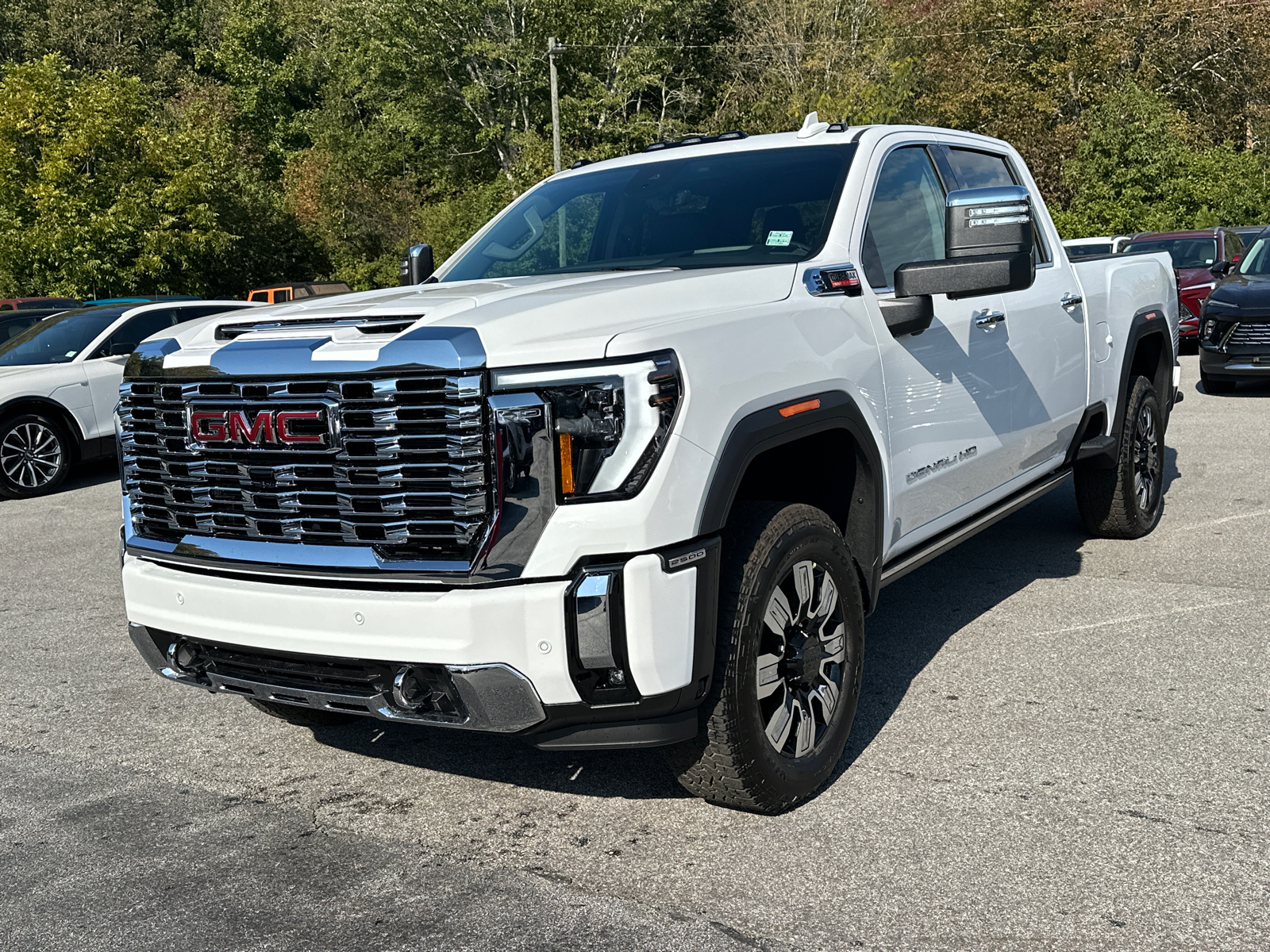 2025 GMC Sierra 2500HD Denali 2