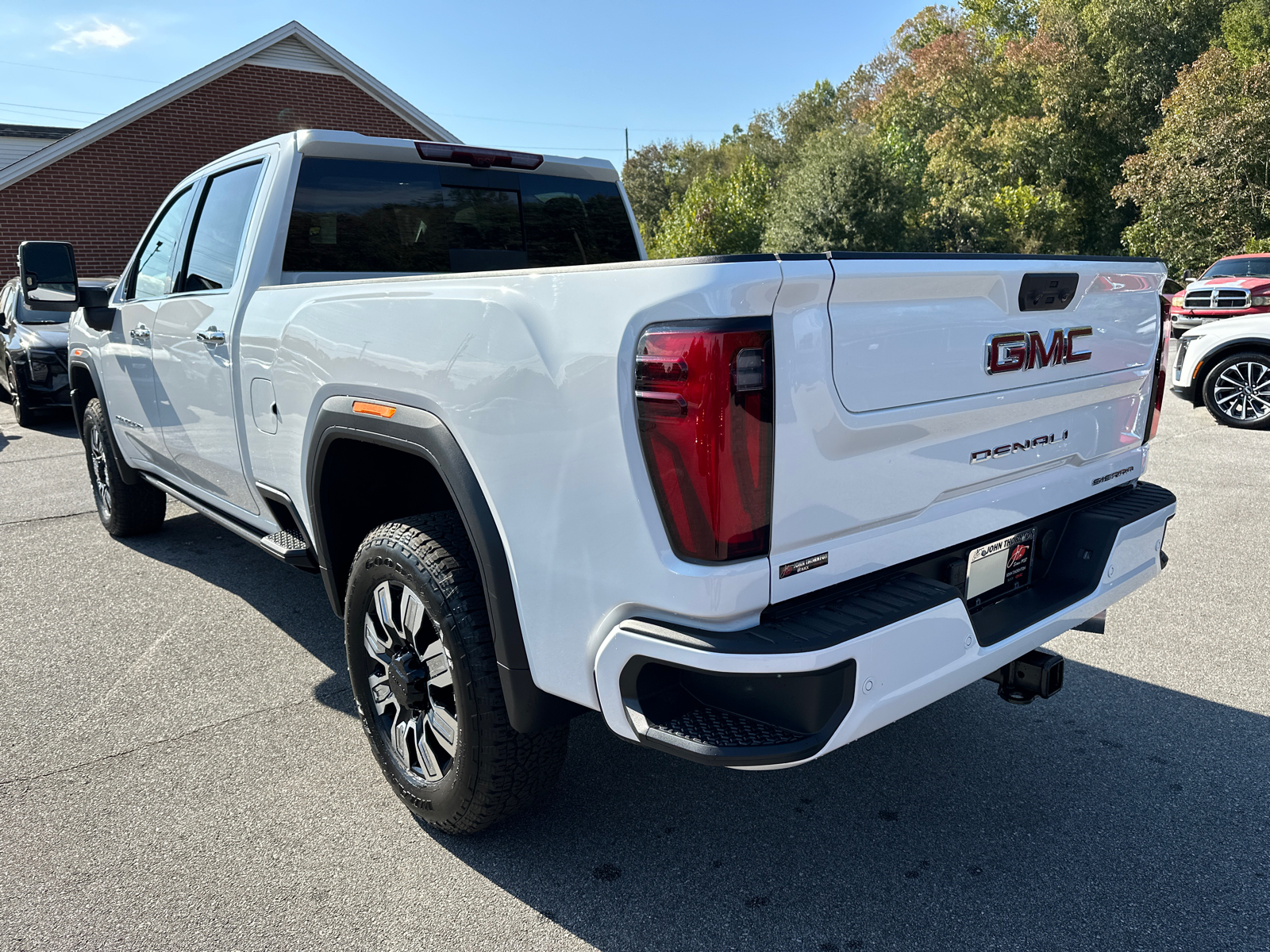 2025 GMC Sierra 2500HD Denali 8