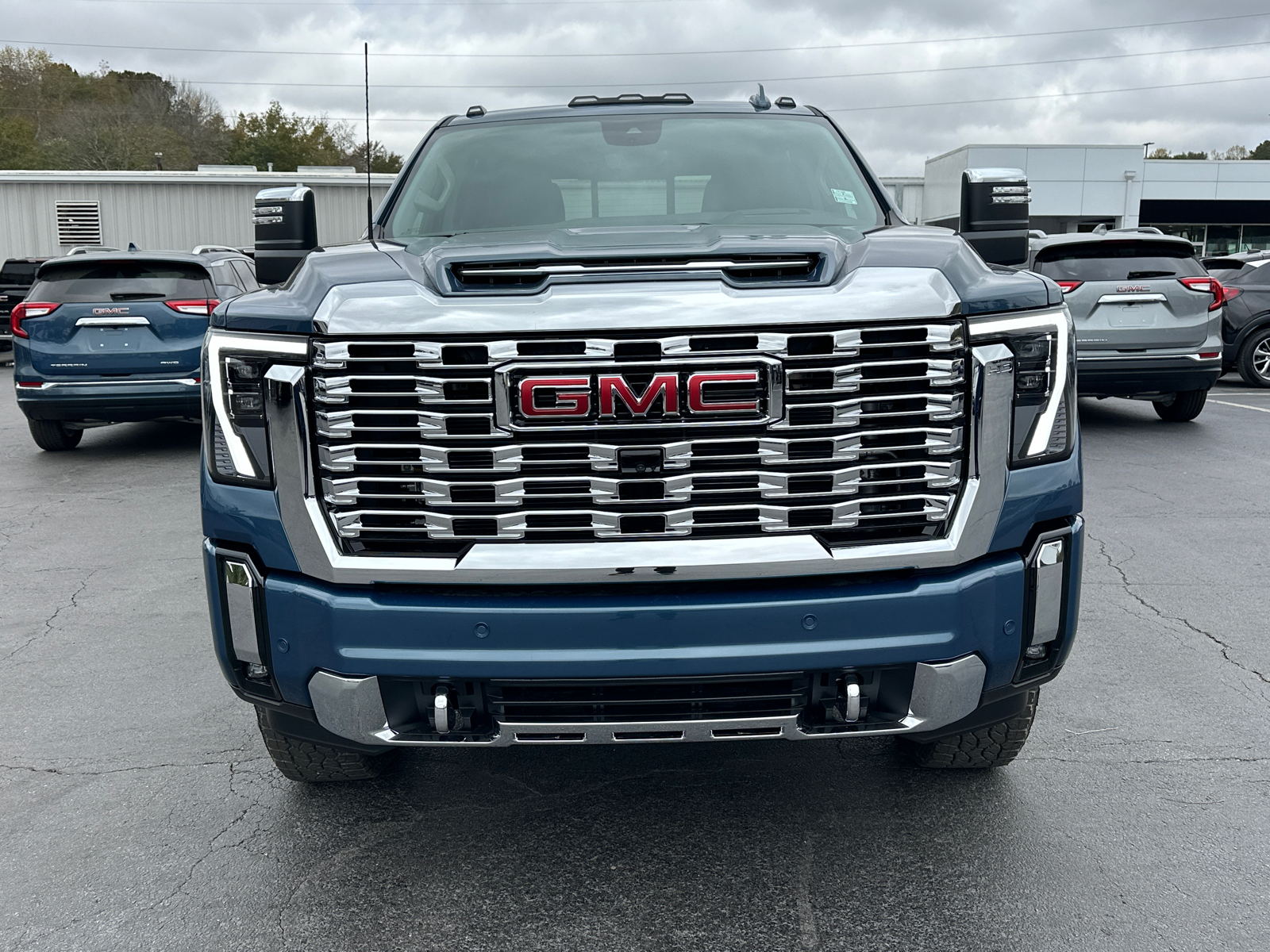 2025 GMC Sierra 2500HD Denali 4