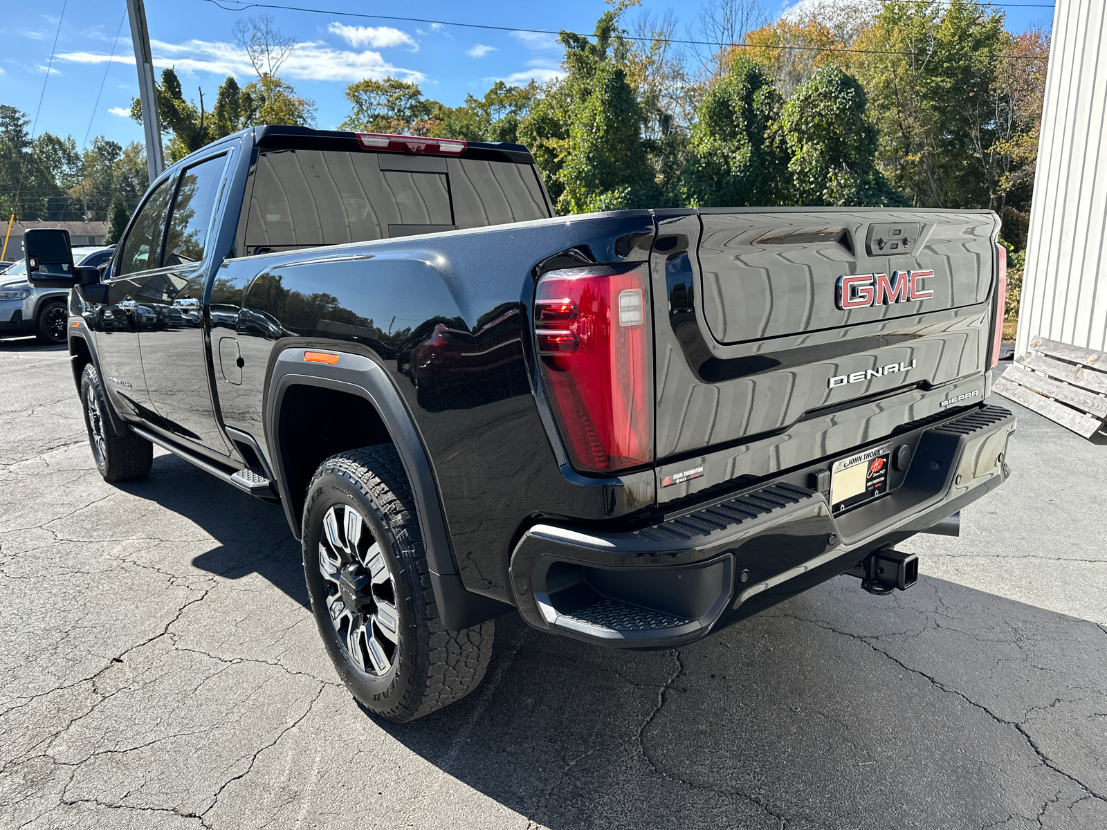 2025 GMC Sierra 2500HD Denali 8