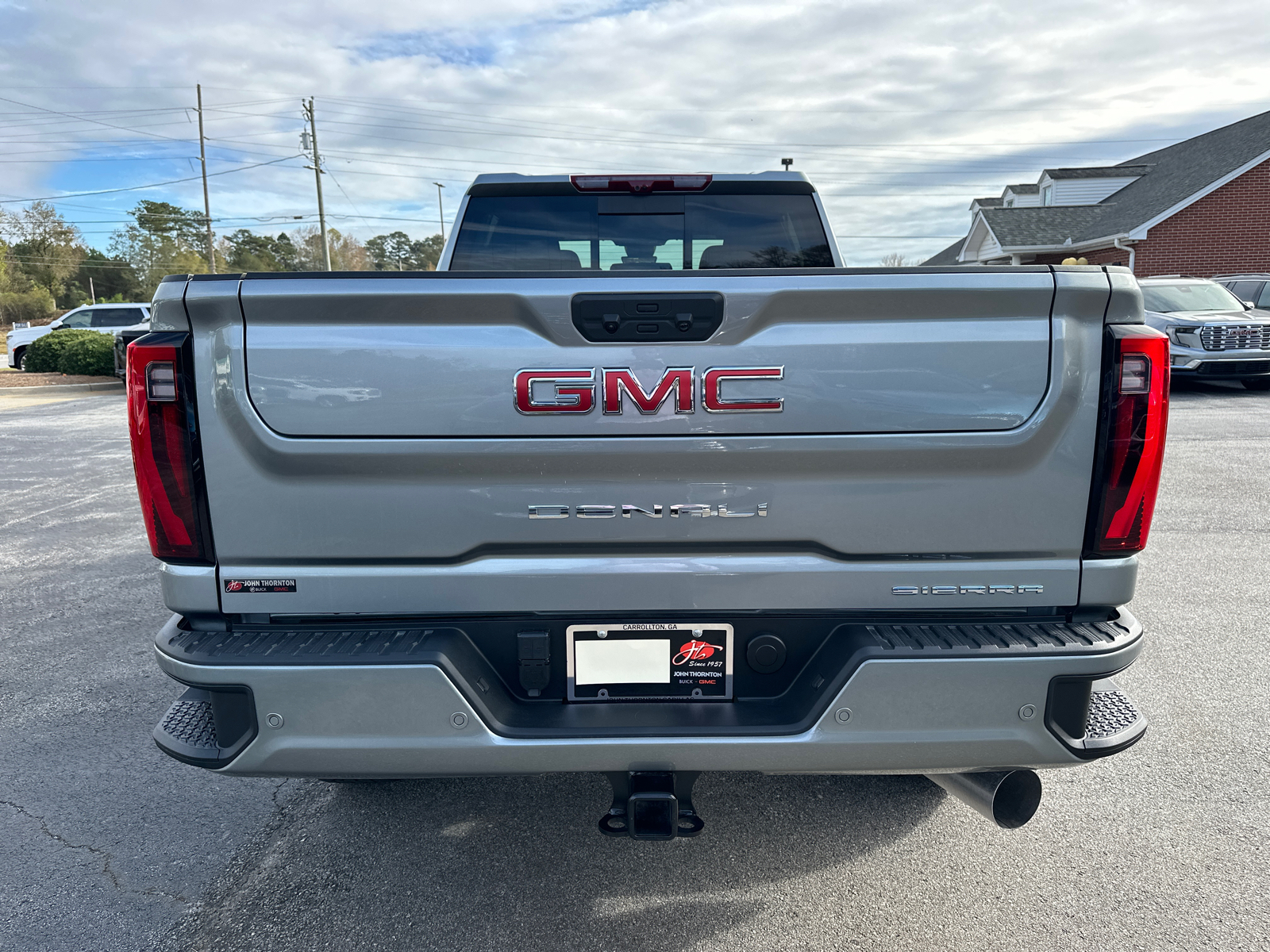 2025 GMC Sierra 2500HD Denali 8