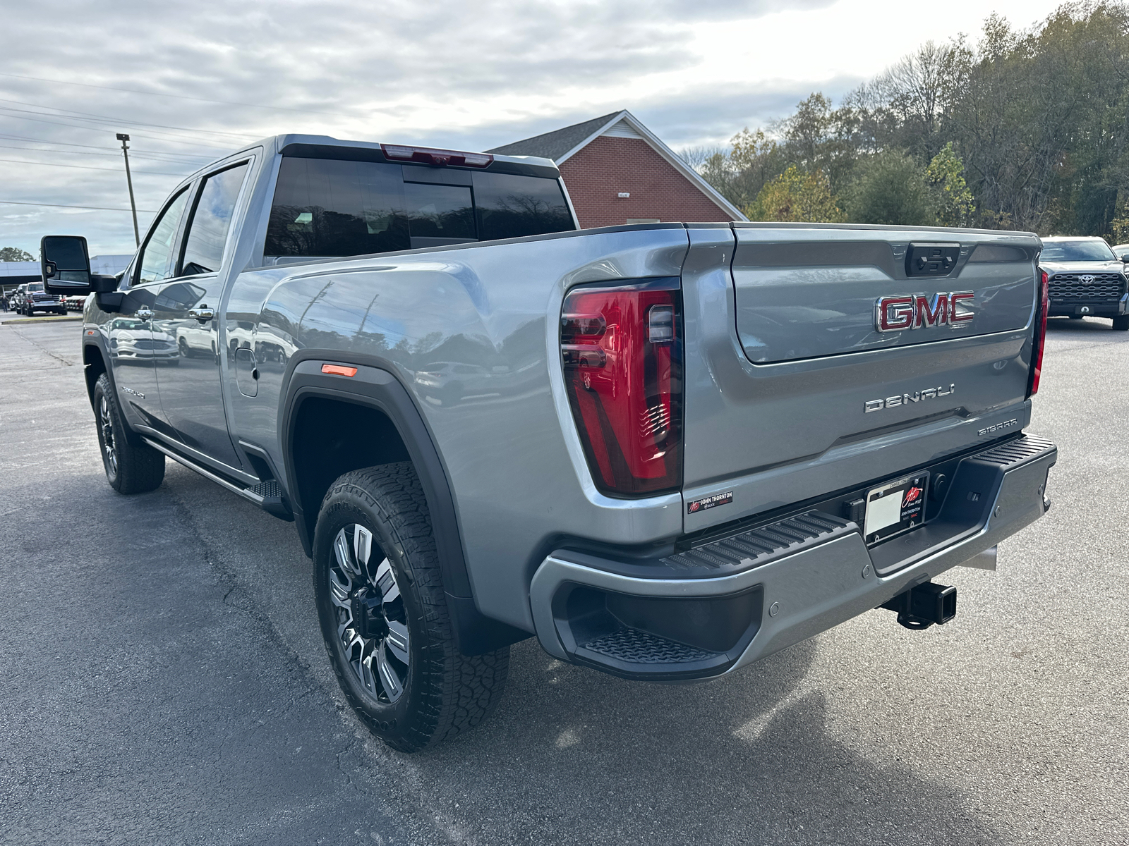 2025 GMC Sierra 2500HD Denali 9