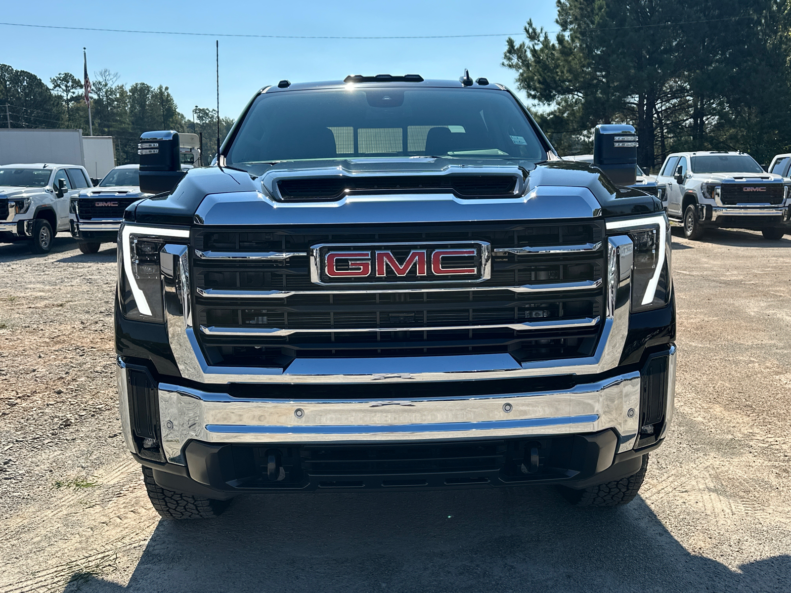 2025 GMC Sierra 2500HD SLT 3