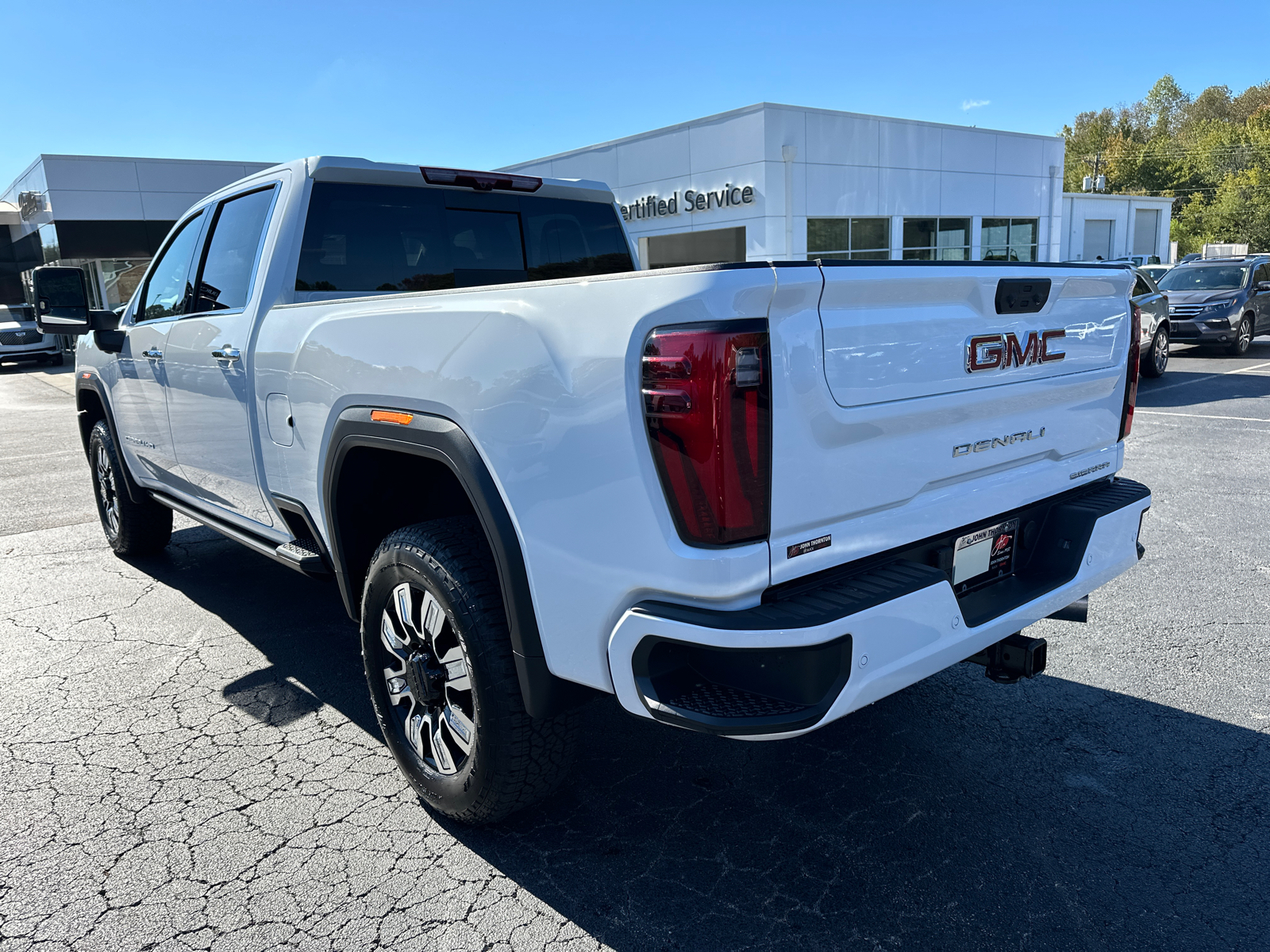 2025 GMC Sierra 2500HD Denali 8