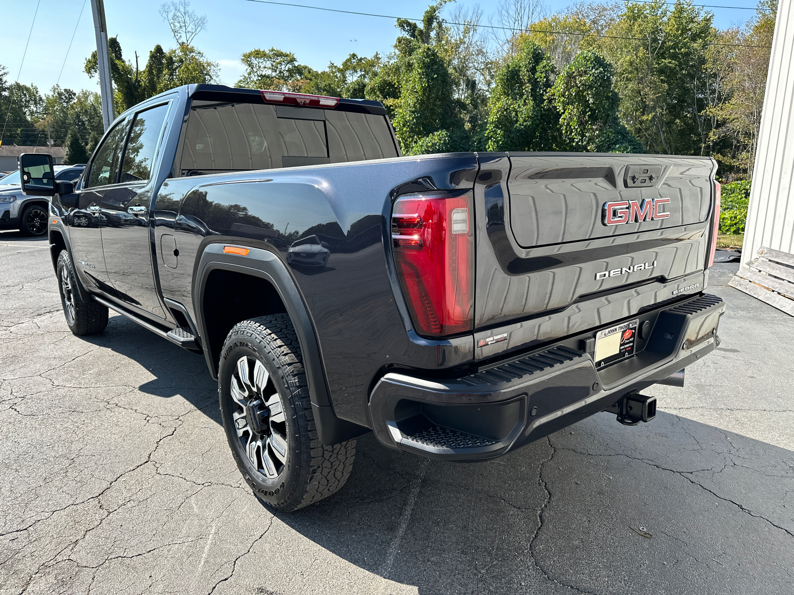 2025 GMC Sierra 2500HD Denali 8