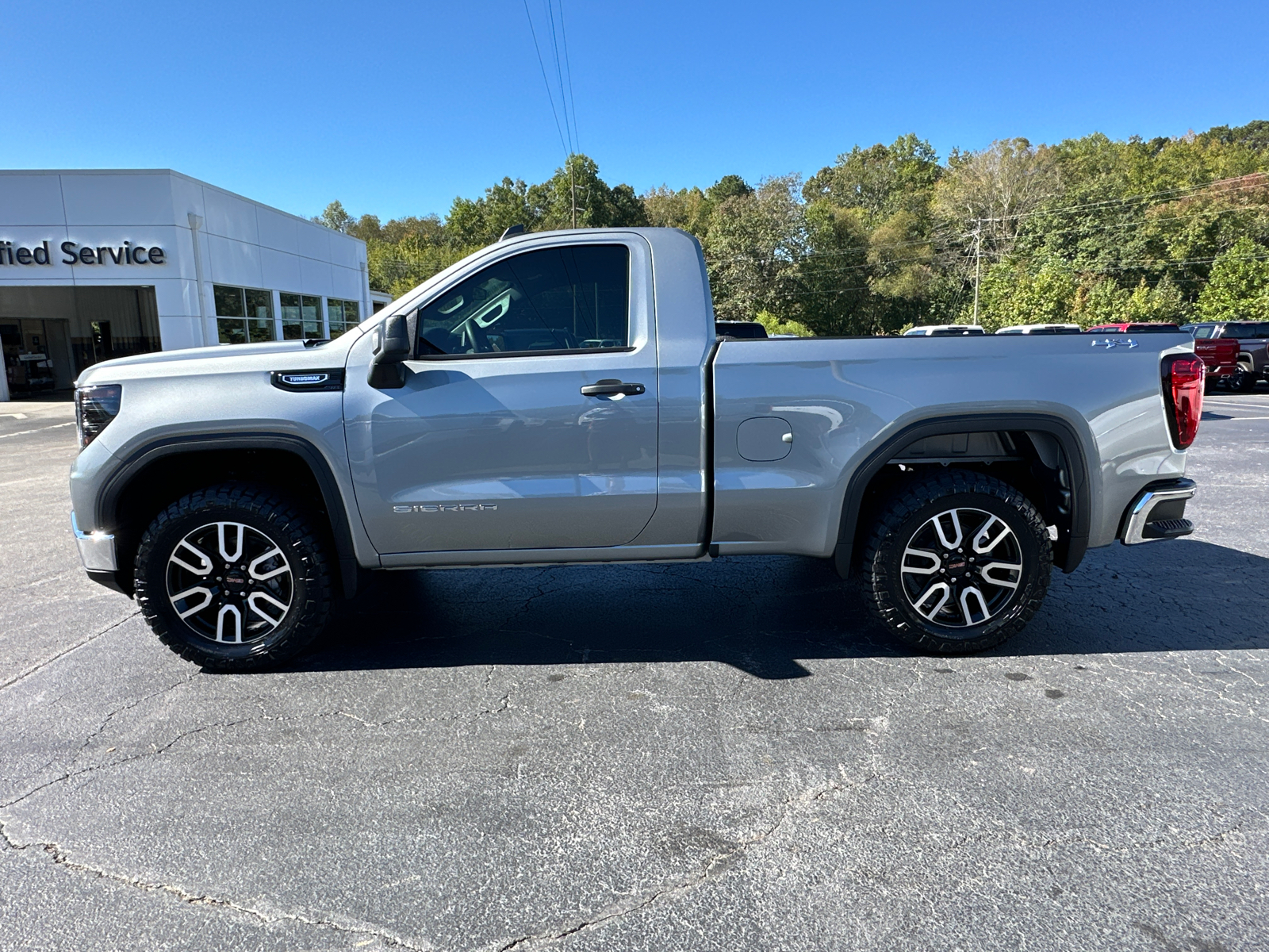 2025 GMC Sierra 1500 Pro 9