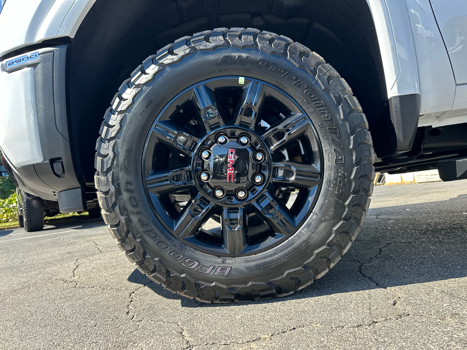 2025 GMC Sierra 2500HD AT4 12