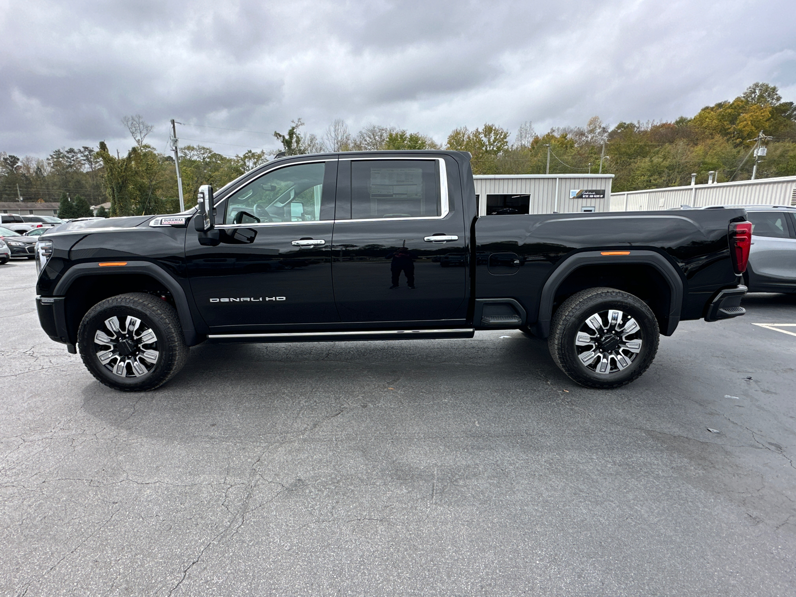 2025 GMC Sierra 2500HD Denali 10