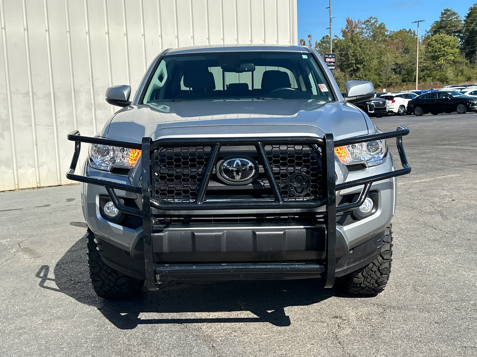 2023 Toyota Tacoma SR5 3