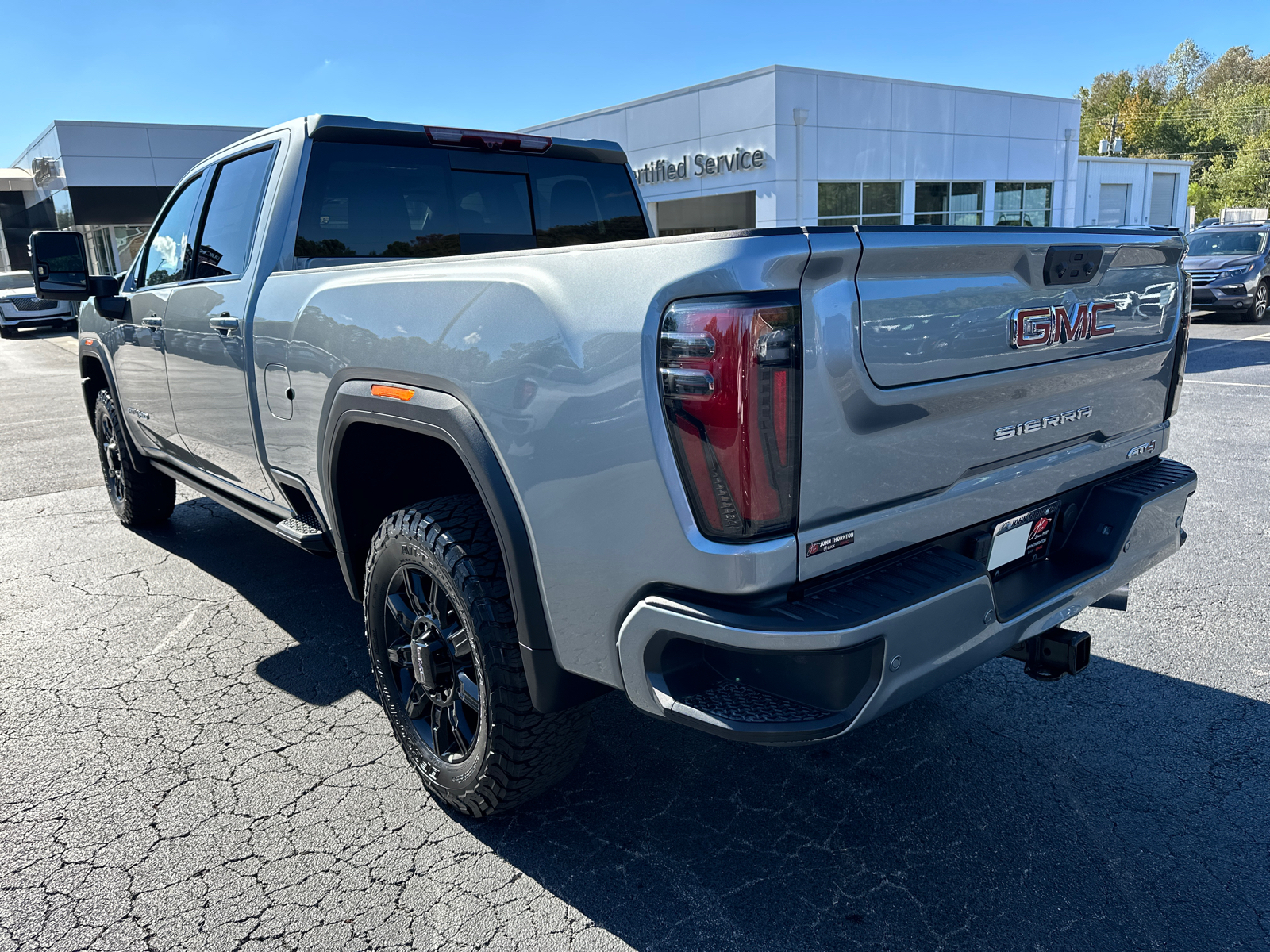 2025 GMC Sierra 2500HD AT4 8